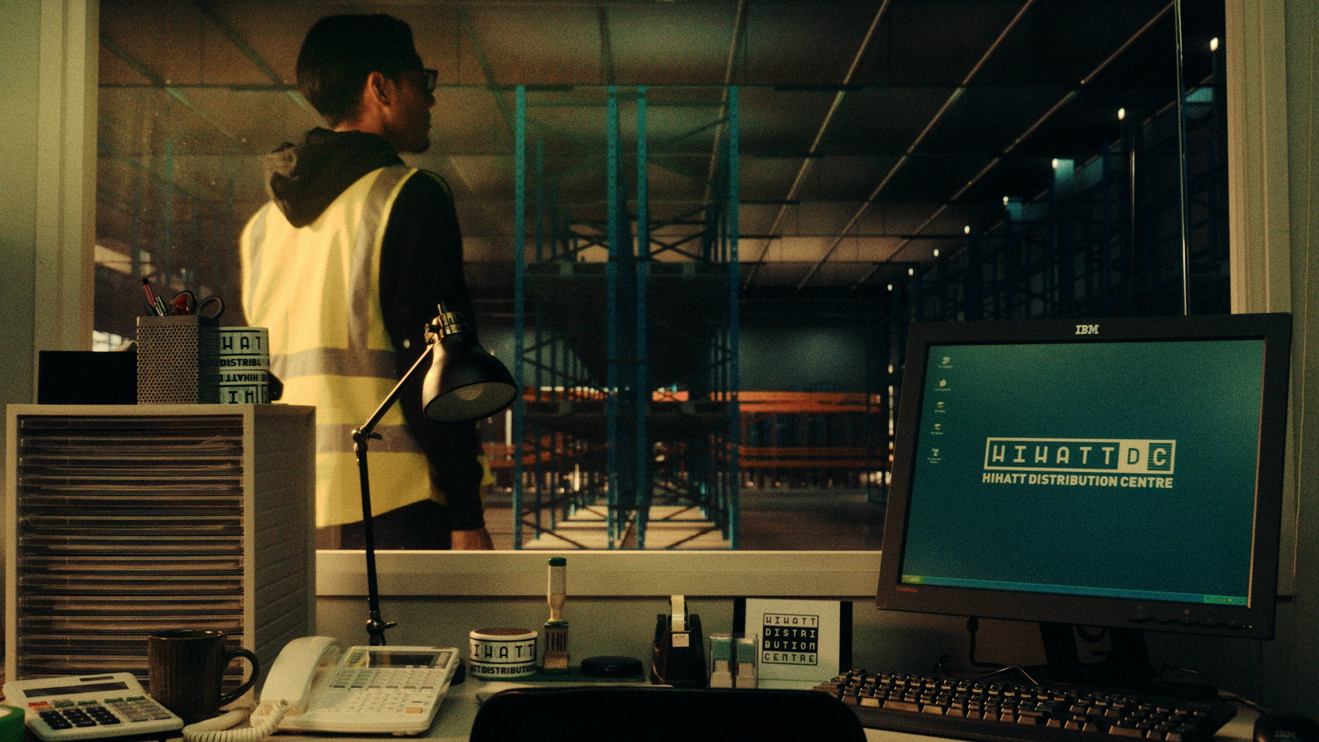 配送業者の倉庫の様子