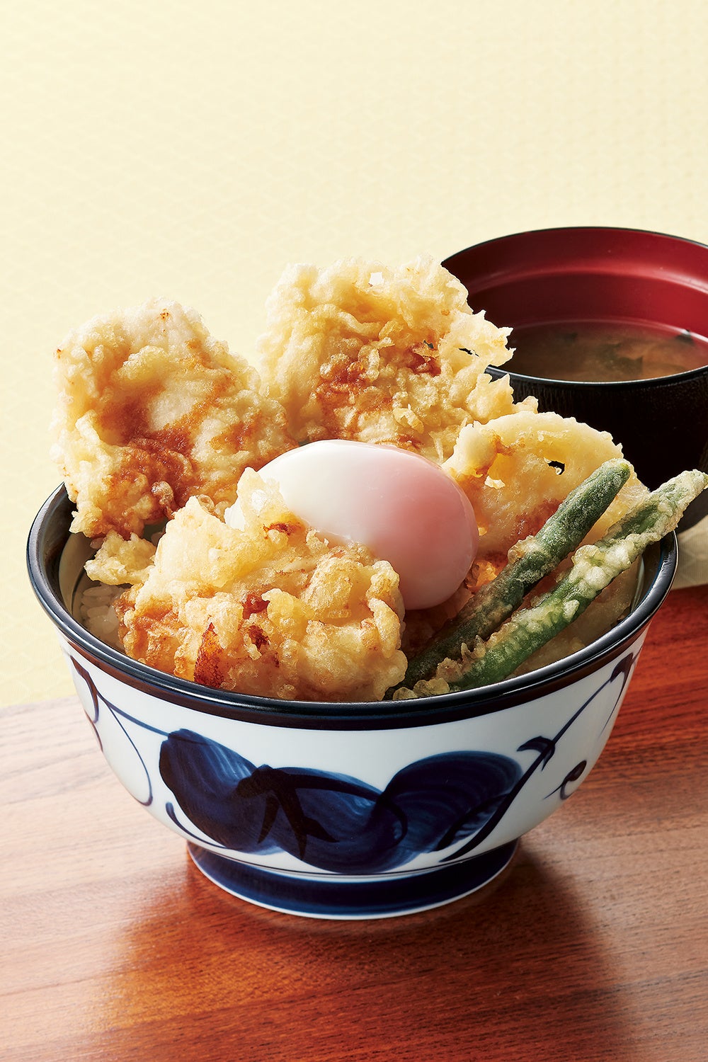 素材内容：華味鳥×２、ポテサラ天、れんこん、いんげん