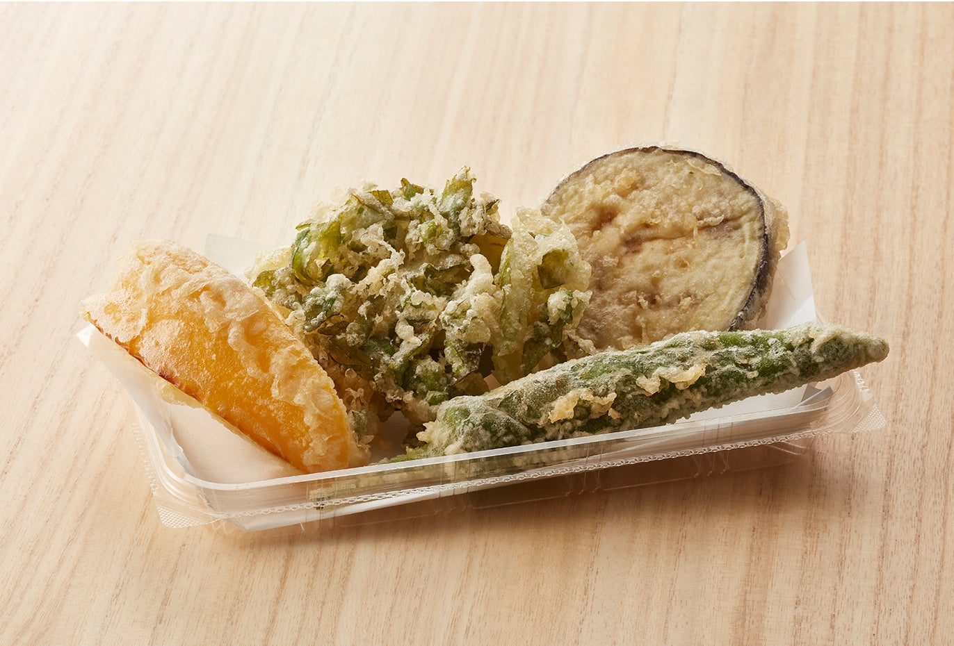 セロリのかき揚げ・パプリカ・土佐甘とう・米なす