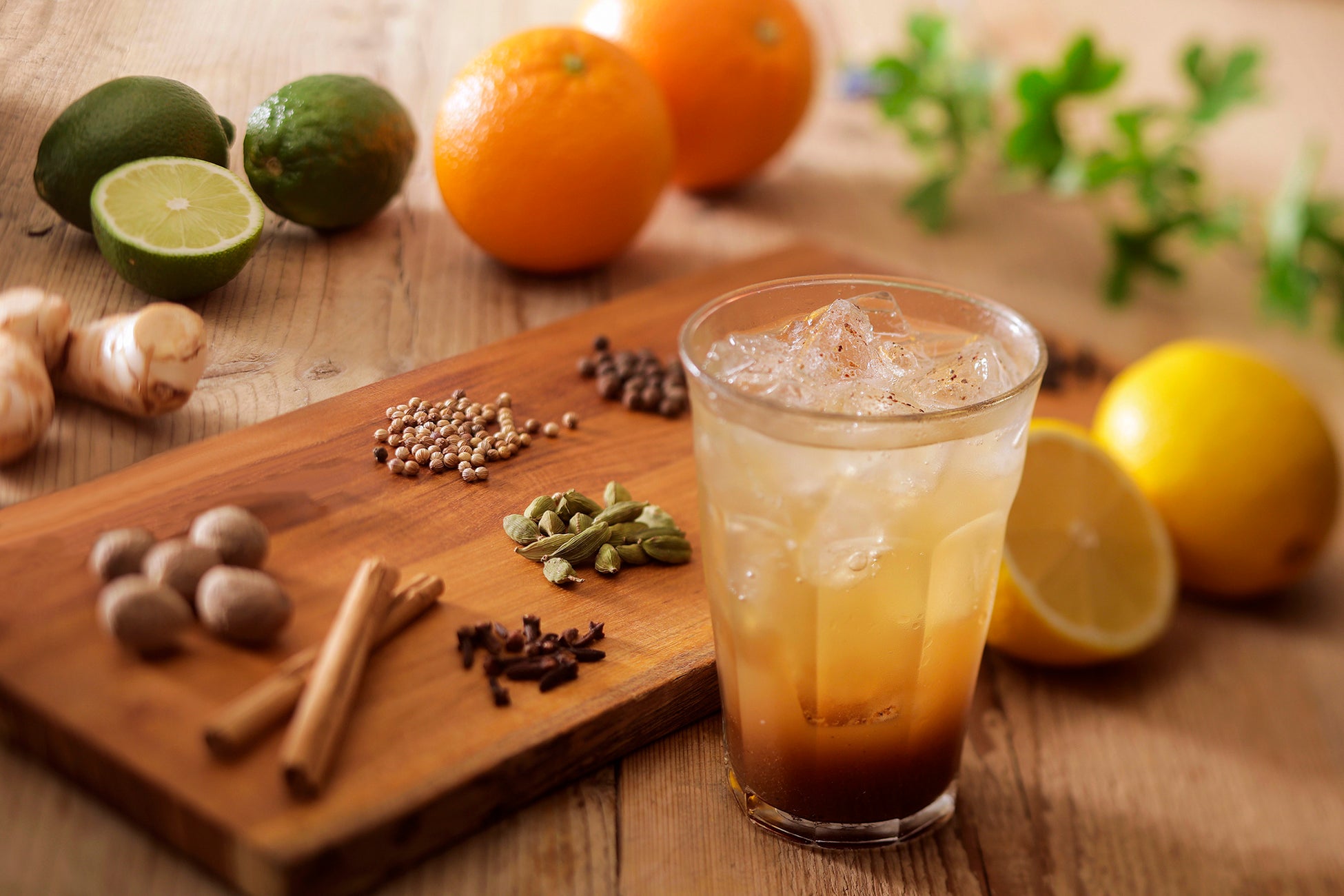 バターミルクフライドチキン専門店 Lucky Rocky Chicken チキンバーガー 鹿児島産黒豚カレー ワイルドスタイルフライドポテト第2弾 を8 1 月 より期間限定販売 ロイヤルホールディングス株式会社のプレスリリース バターミルクフライドチキン専門店 Lucky Rocky Chicken チキンバーガー 鹿児島産黒豚カレー ワイルドスタイルフライドポテト第2弾 を8 1 月 より期間限定販売 ロイヤルホールディングス株式会社のプレスリリース