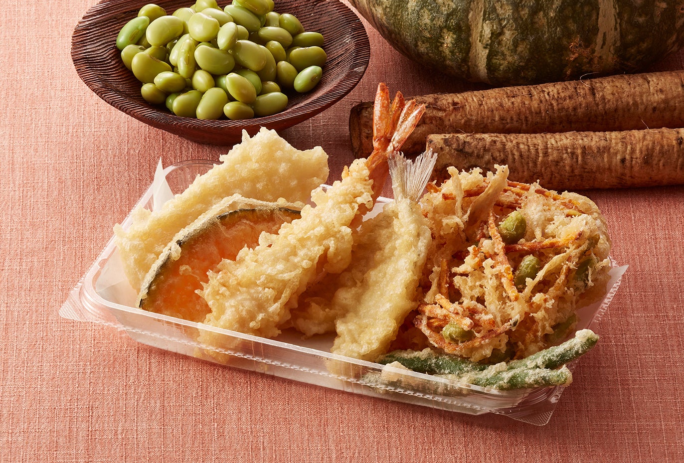 ＜素材内容＞国産野菜のかき揚げ（かぼちゃ／ごぼう／山形県産秘伝豆）・海老・いか・白身魚・かぼちゃ・いんげん