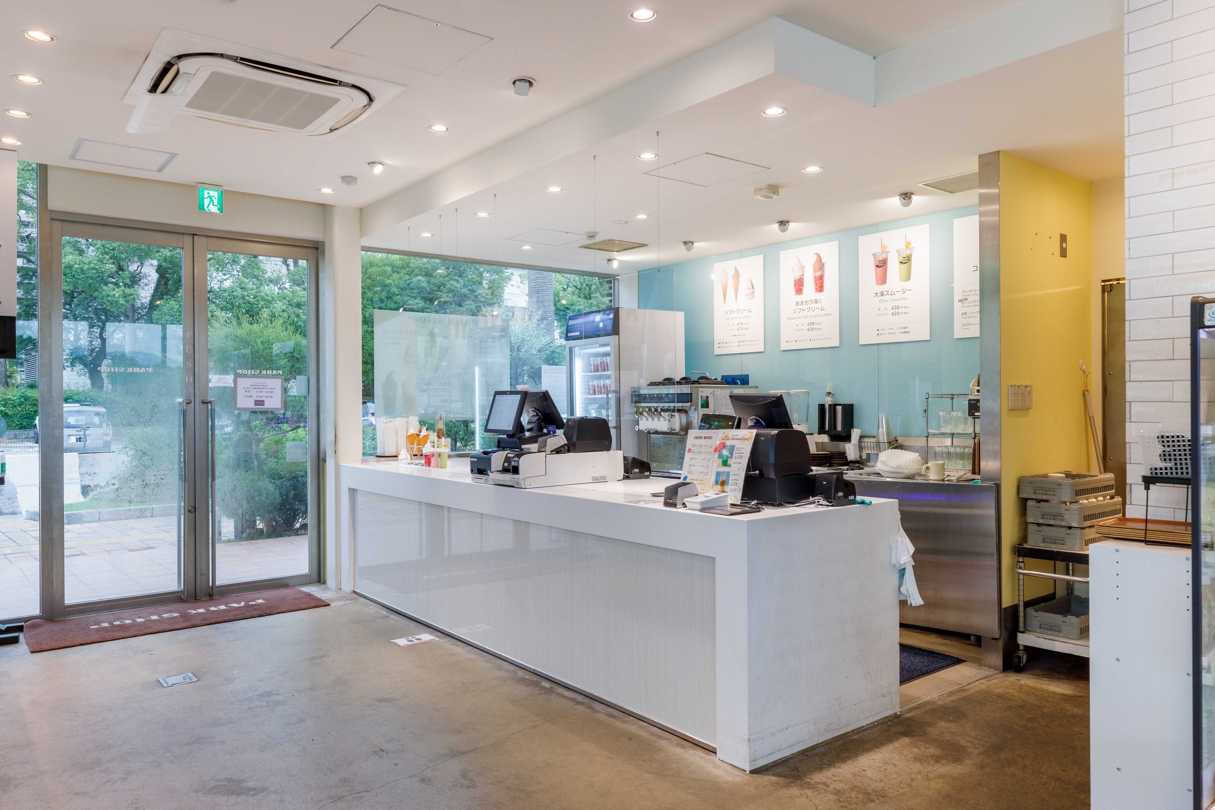 改装コーナー内観