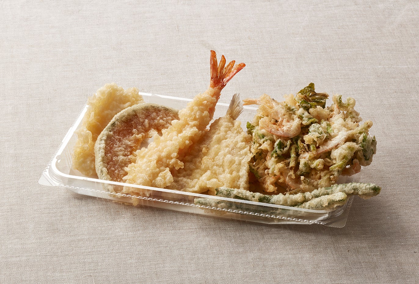 ＜素材内容＞富山の白えびとセリのかき揚げ・海老・いか白身魚・かぼちゃ・いんげん