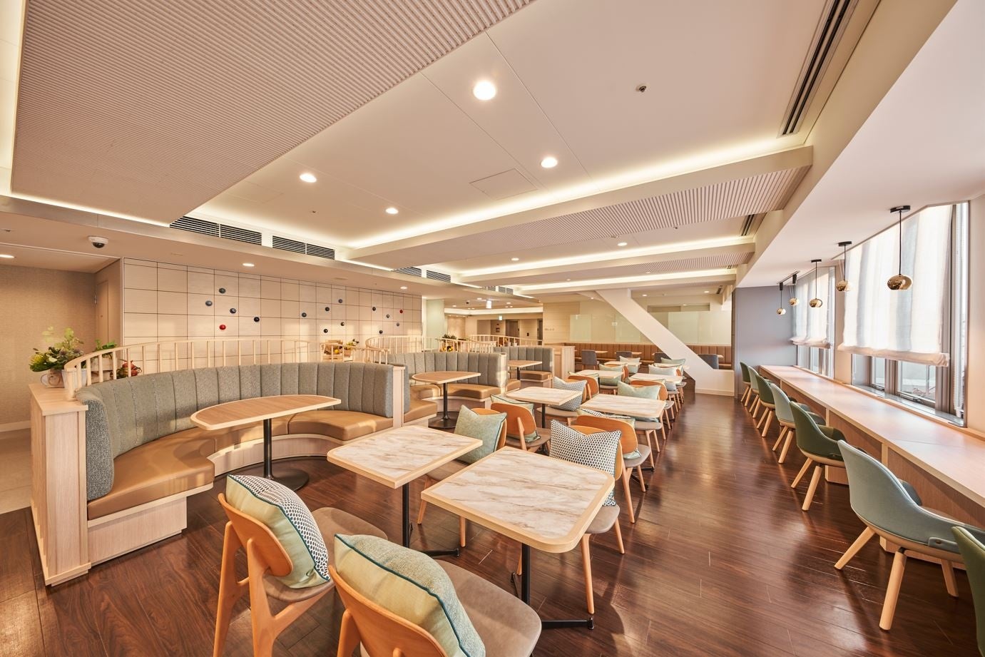 リッチモンドホテル福山駅前 朝食会場兼ラウンジイメージ