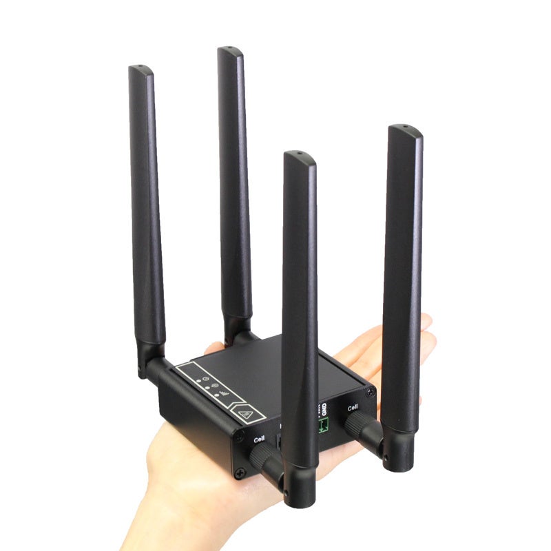 マルチキャリア・5G対応】手のひらサイズの小型産業用5Gルータを