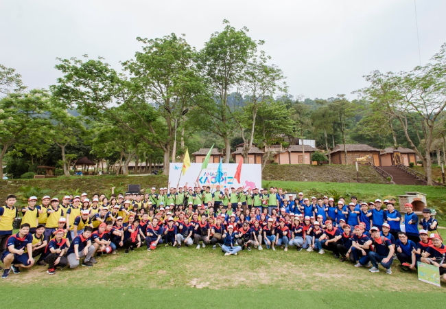 チームビルディング活動に参加した弊社の従業員たち 