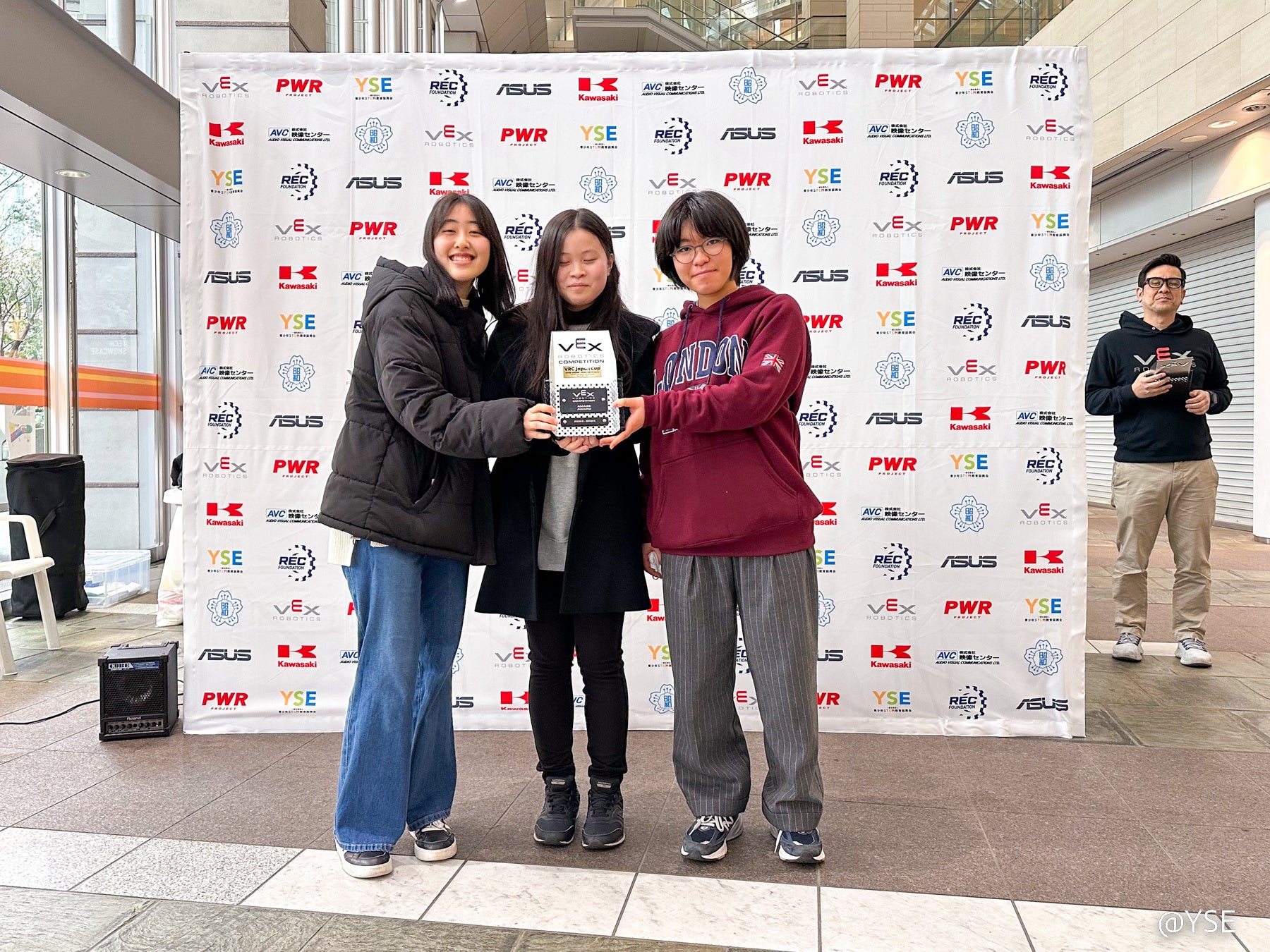 アメイズ アワード 受賞  2836A  Otsuma Senior High school