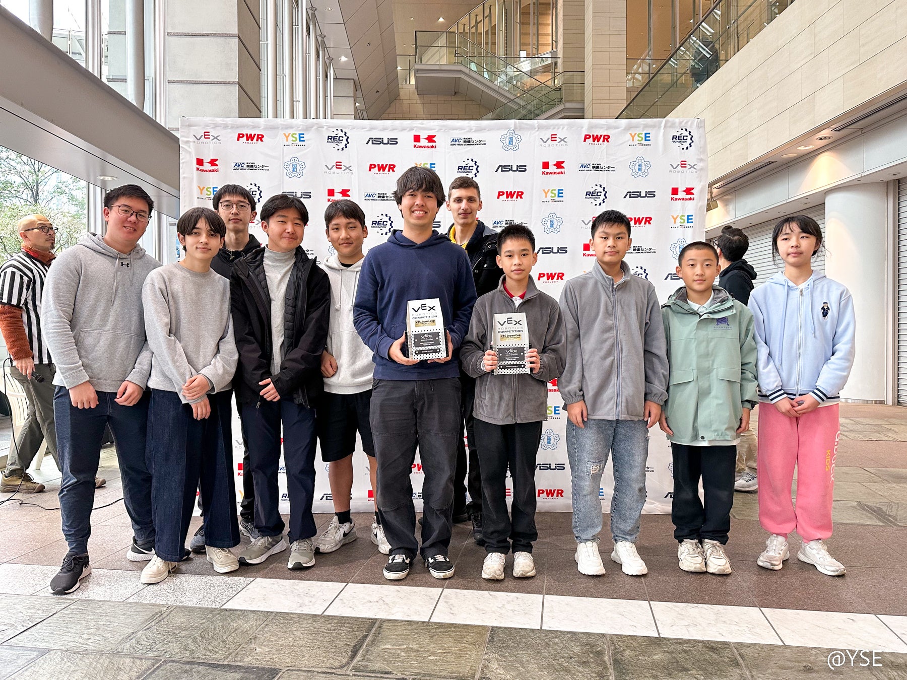 トーナメント ファイナリスト 受賞  7090B   Nanhai Bilingual School & 901E   The American School in Japan