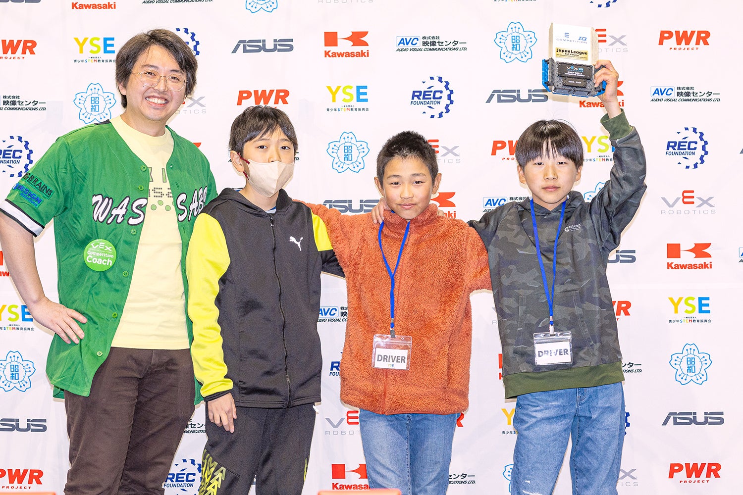 ロボットスキルスチャンピオン（小学生の部）受賞チーム／73325A Miyakami VEX Club