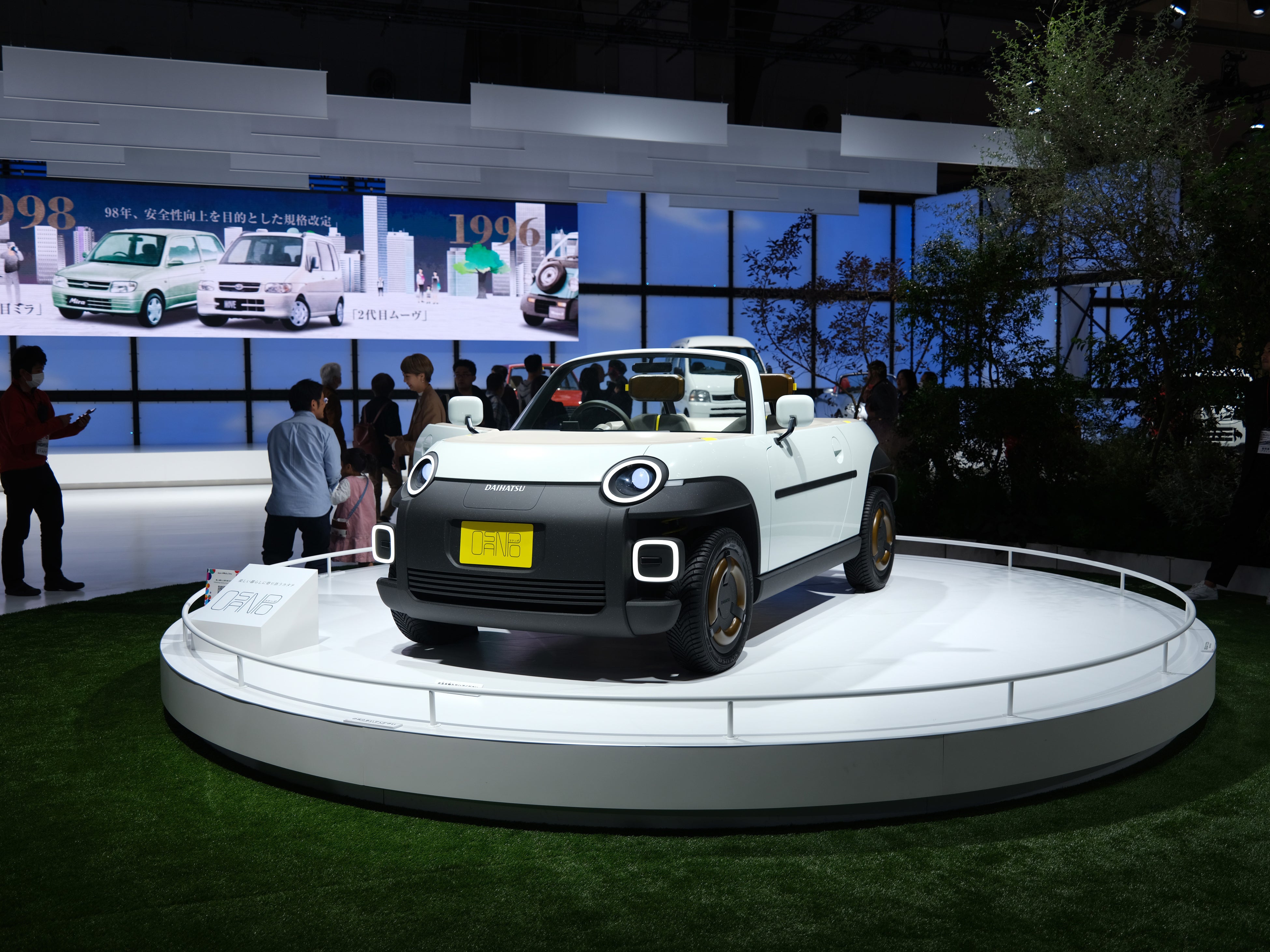 OSANPO（オサンポ）」 オープンエアの心地よさを散歩に出かけるような手軽さで楽しめ、 日常にスローな価値を生み出す軽乗用BEV　（第１回 JAPAN MOBILITY SHOW 2023)