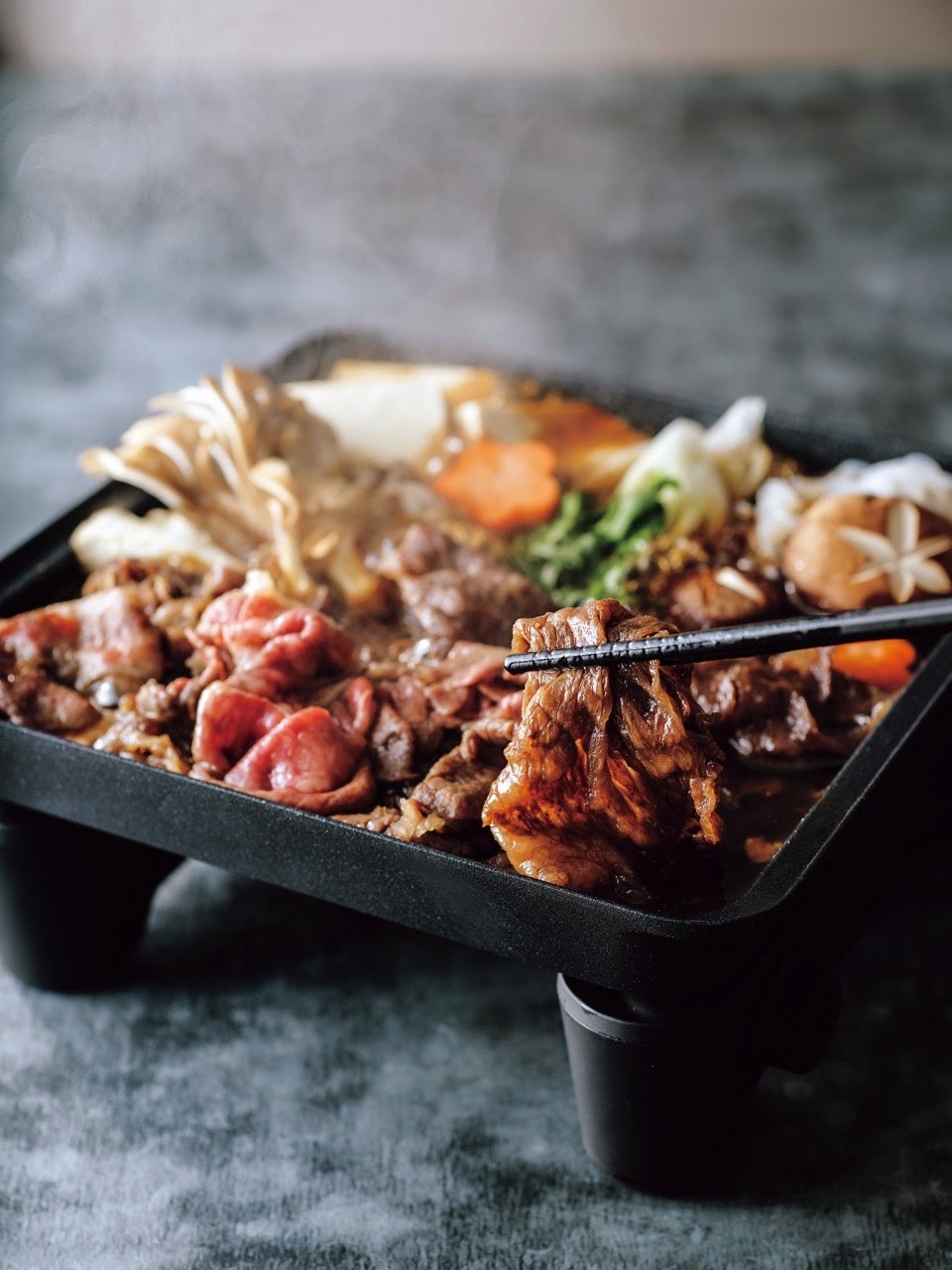 ホットプレート abien recipe book付き 誰でもカンタン、今すぐ試したい28レシピを収録「abien MAGIC