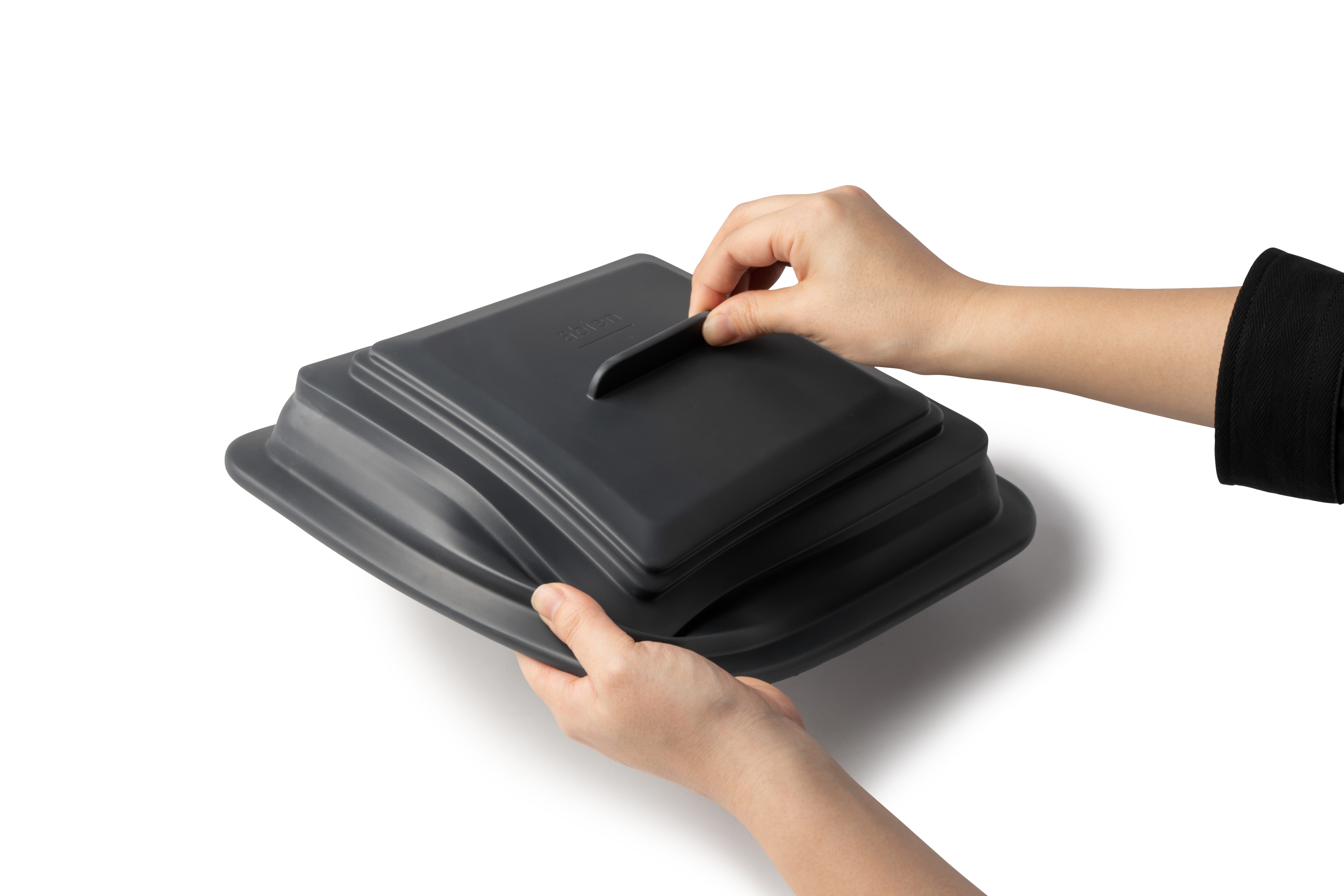 プレート上の油を外に流すあのアイテムも！「abien MAGIC GRILL