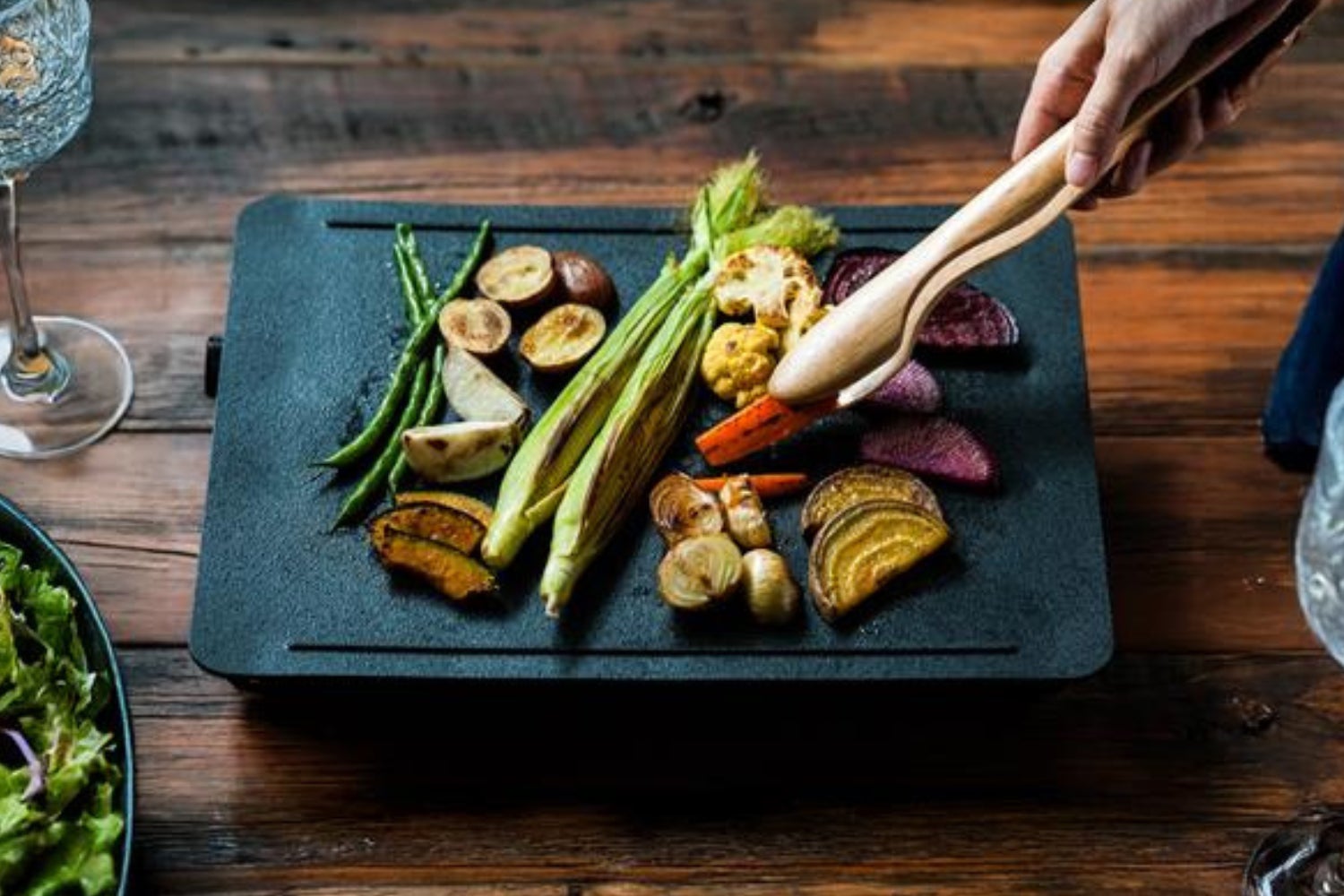 名古屋発の未来型ホットプレート「abien MAGIC GRILL」イギリス最大の 名古屋発の未来型ホットプレート「abien MAGIC GRILL」イギリス最大の