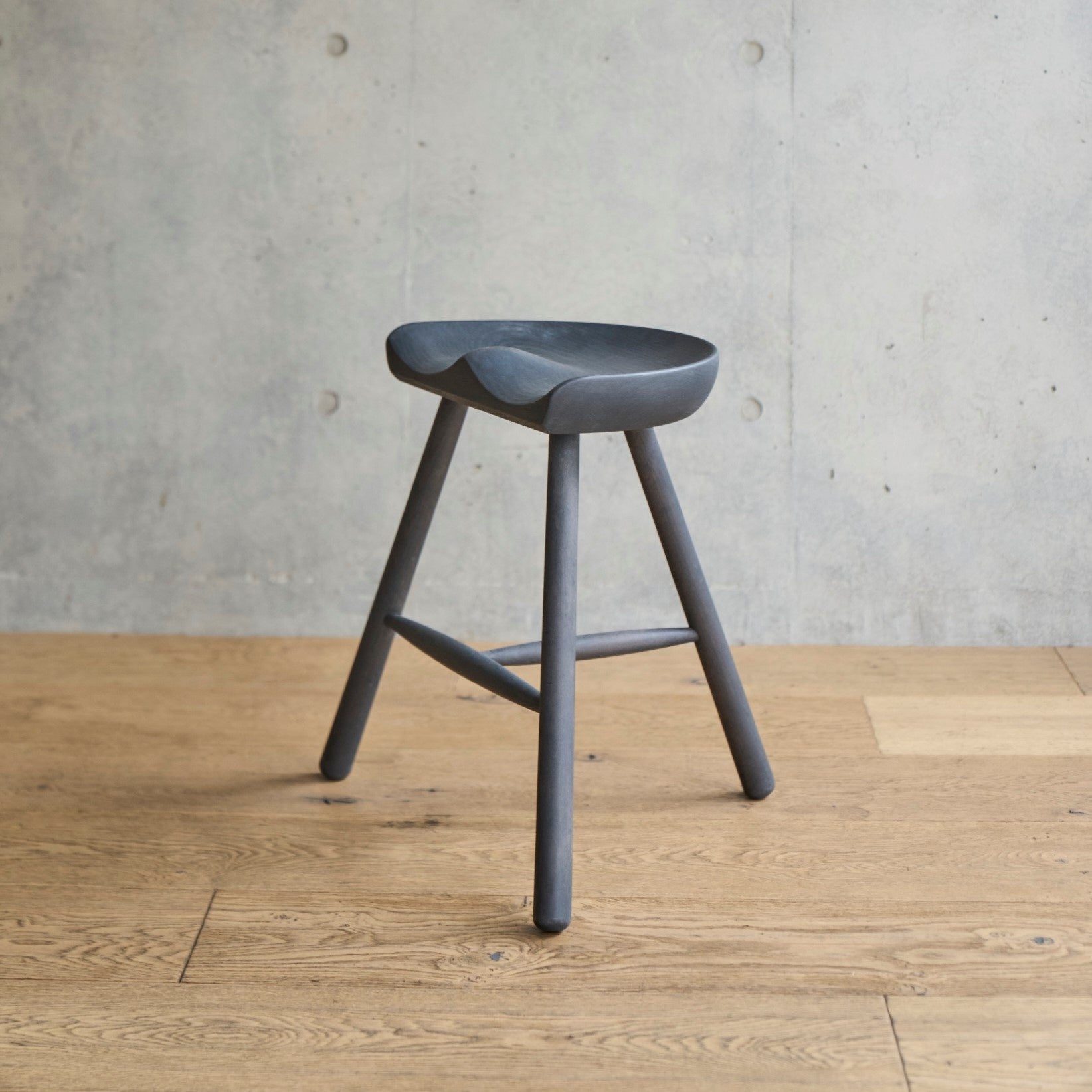 SHOE MAKER STOOL NATURE CONCEPT 2023 LIMITED AI