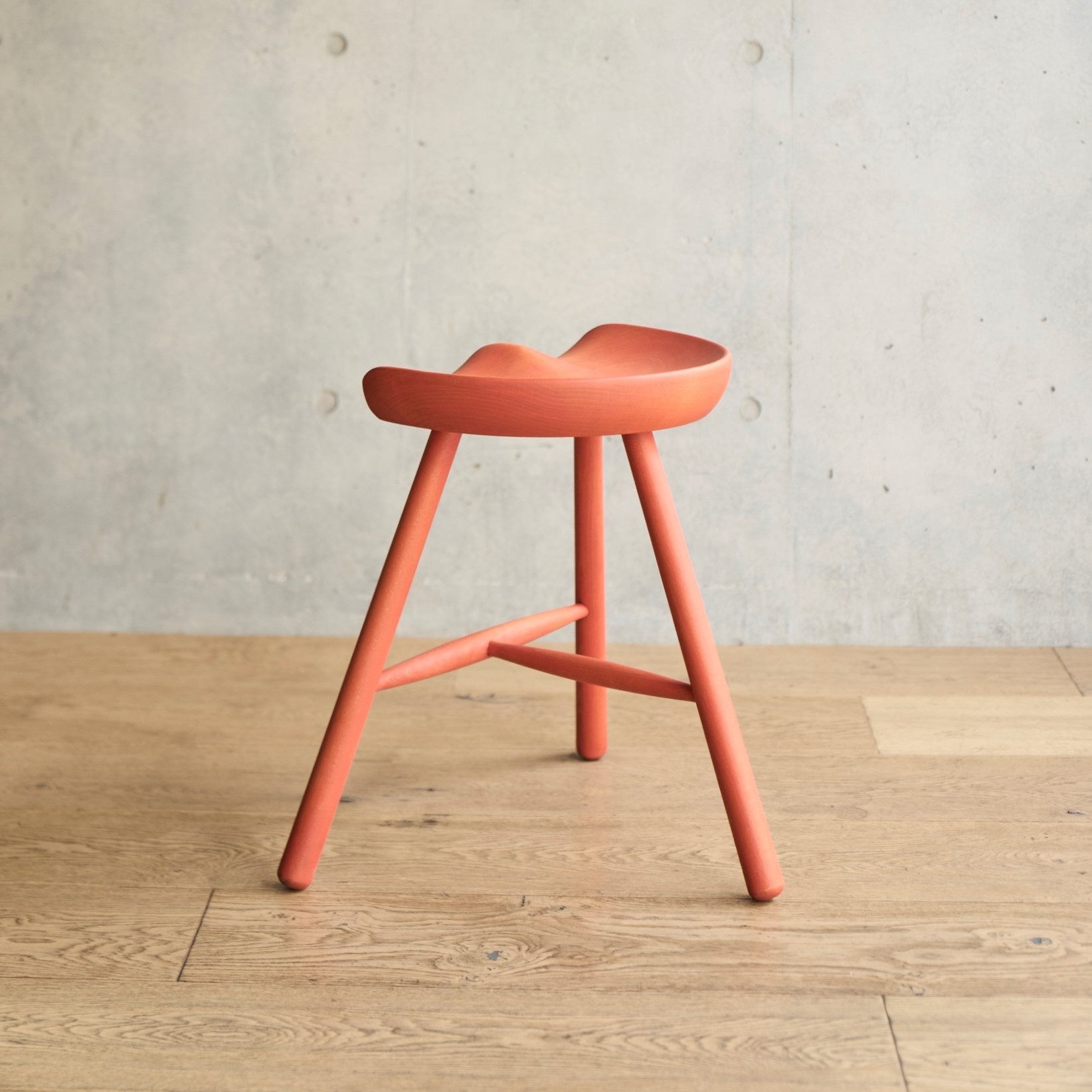 SHOE MAKER STOOL NATURE CONCEPT 2023 LIMITED TE-CHI