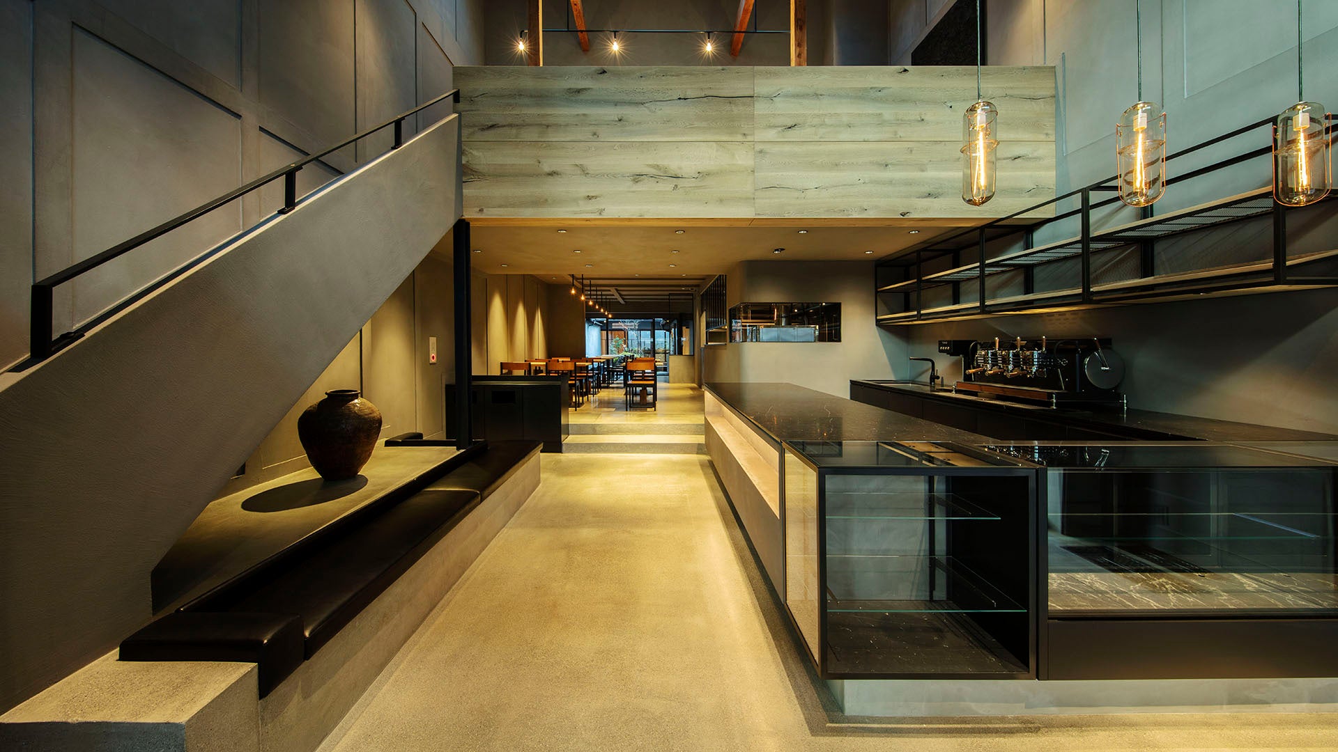 小川珈琲　堺町錦店　店内