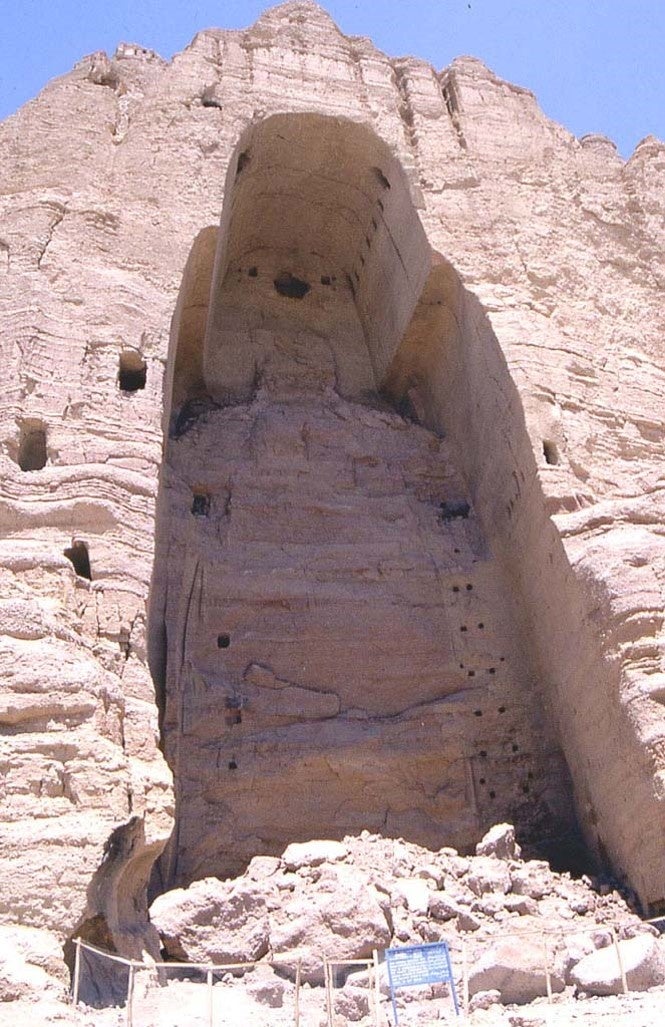 破壊された西大仏