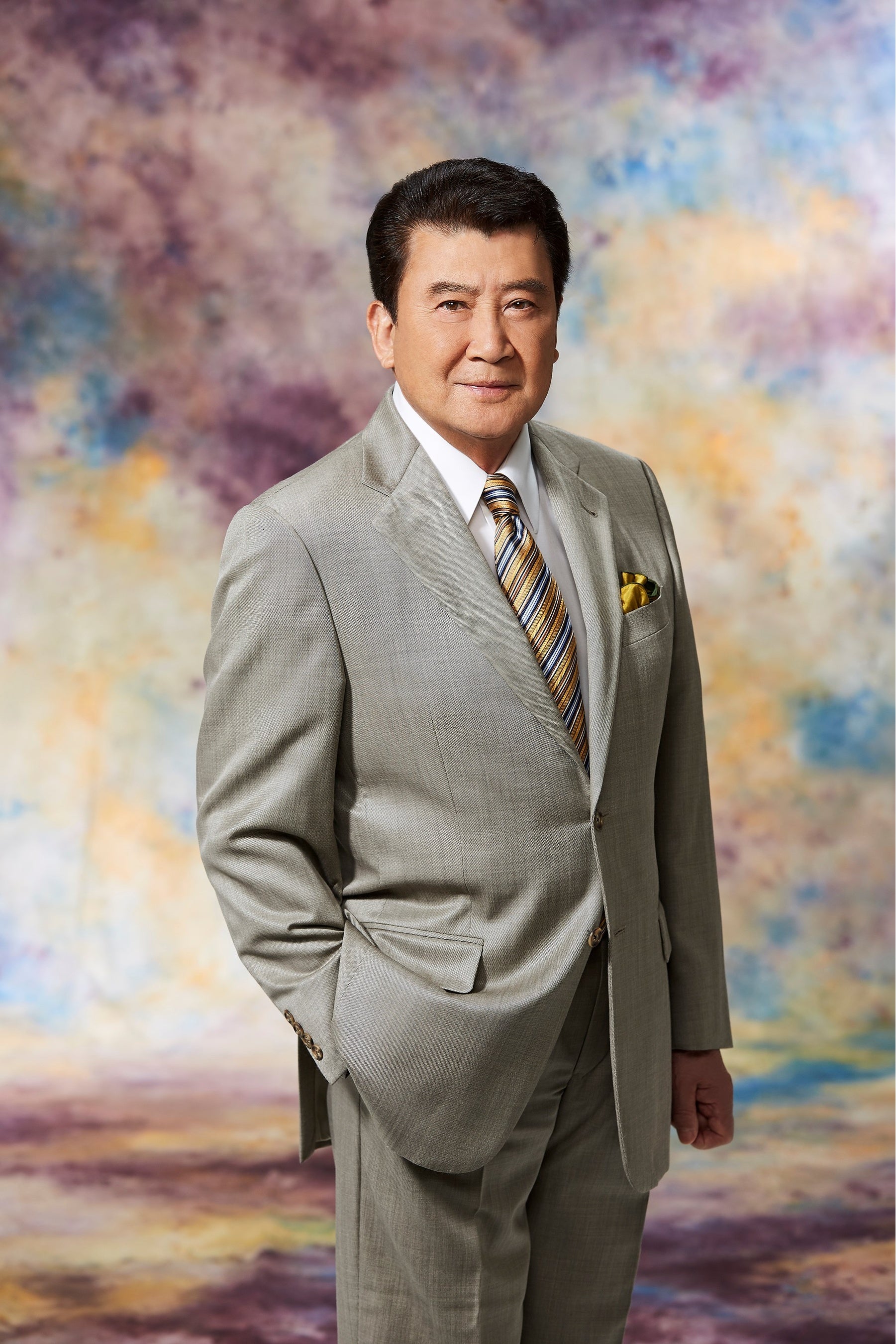 里見浩太朗さん