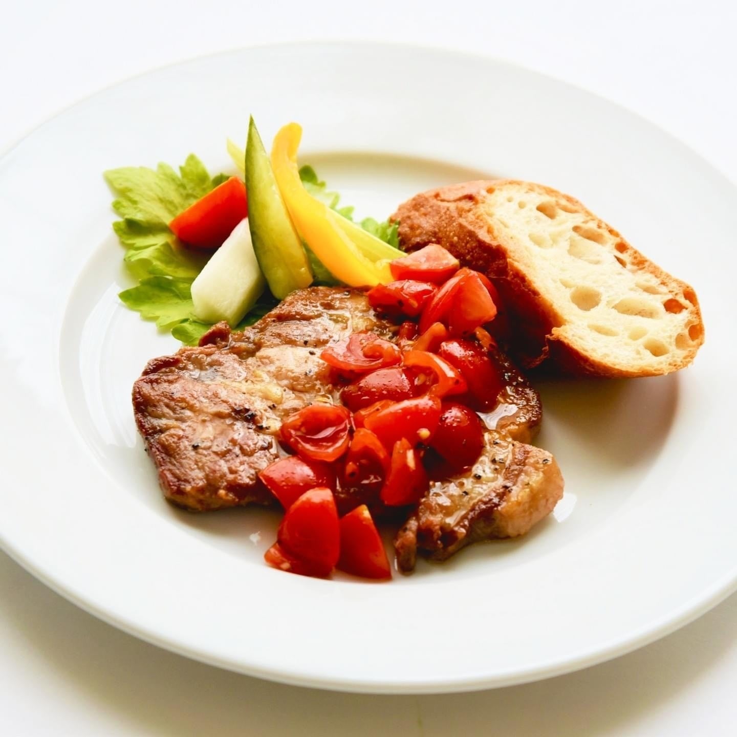 豚肉のソテーケッカーソース