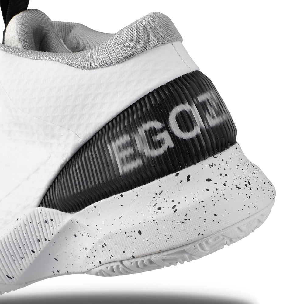 EGOZARU バスケットボールシューズ ホワイト/ブラック EGOZARU】バスケットボールシューズに待望の新色発売 | 株式会社