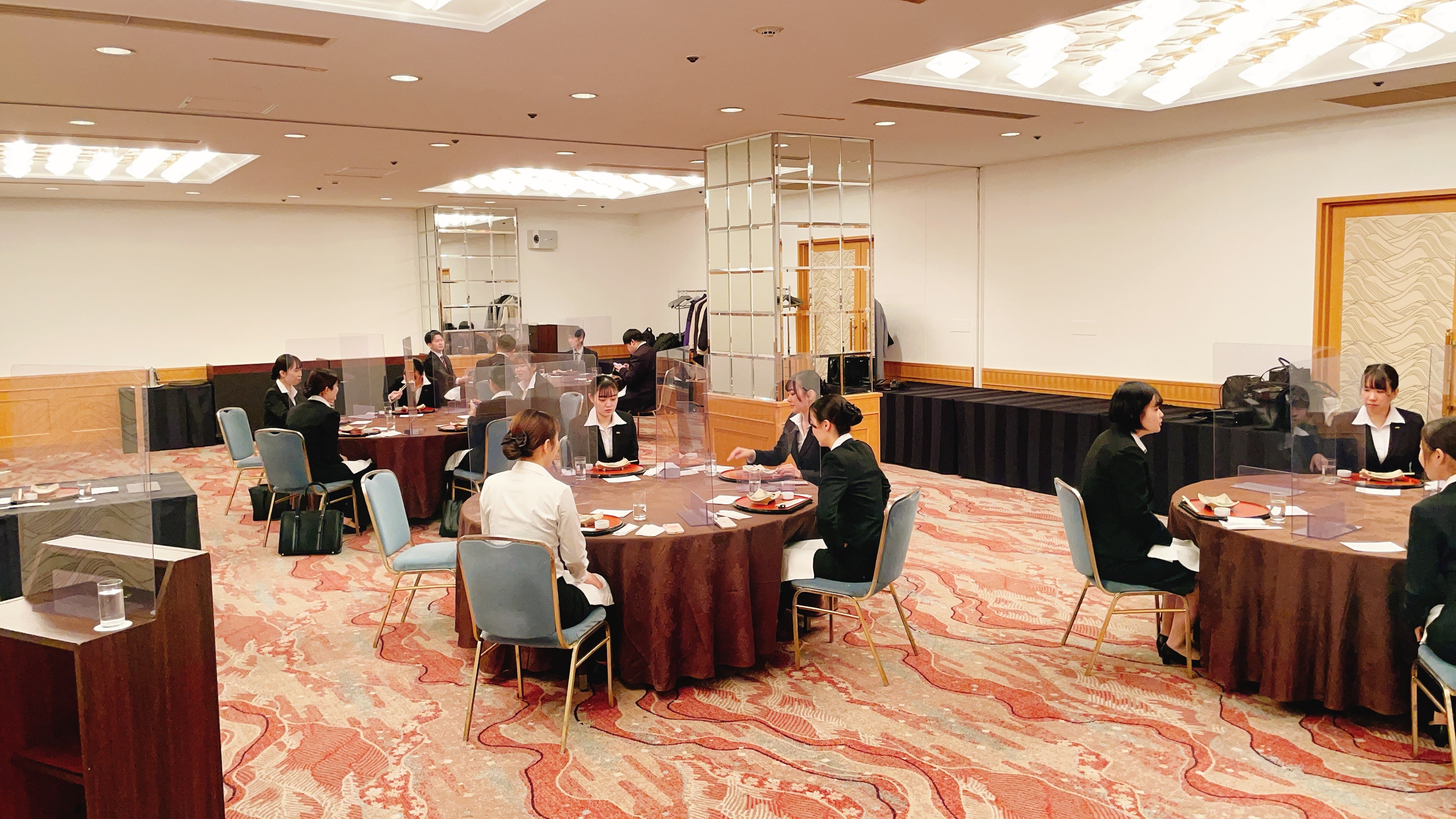 からすま京都ホテル「山水の間」