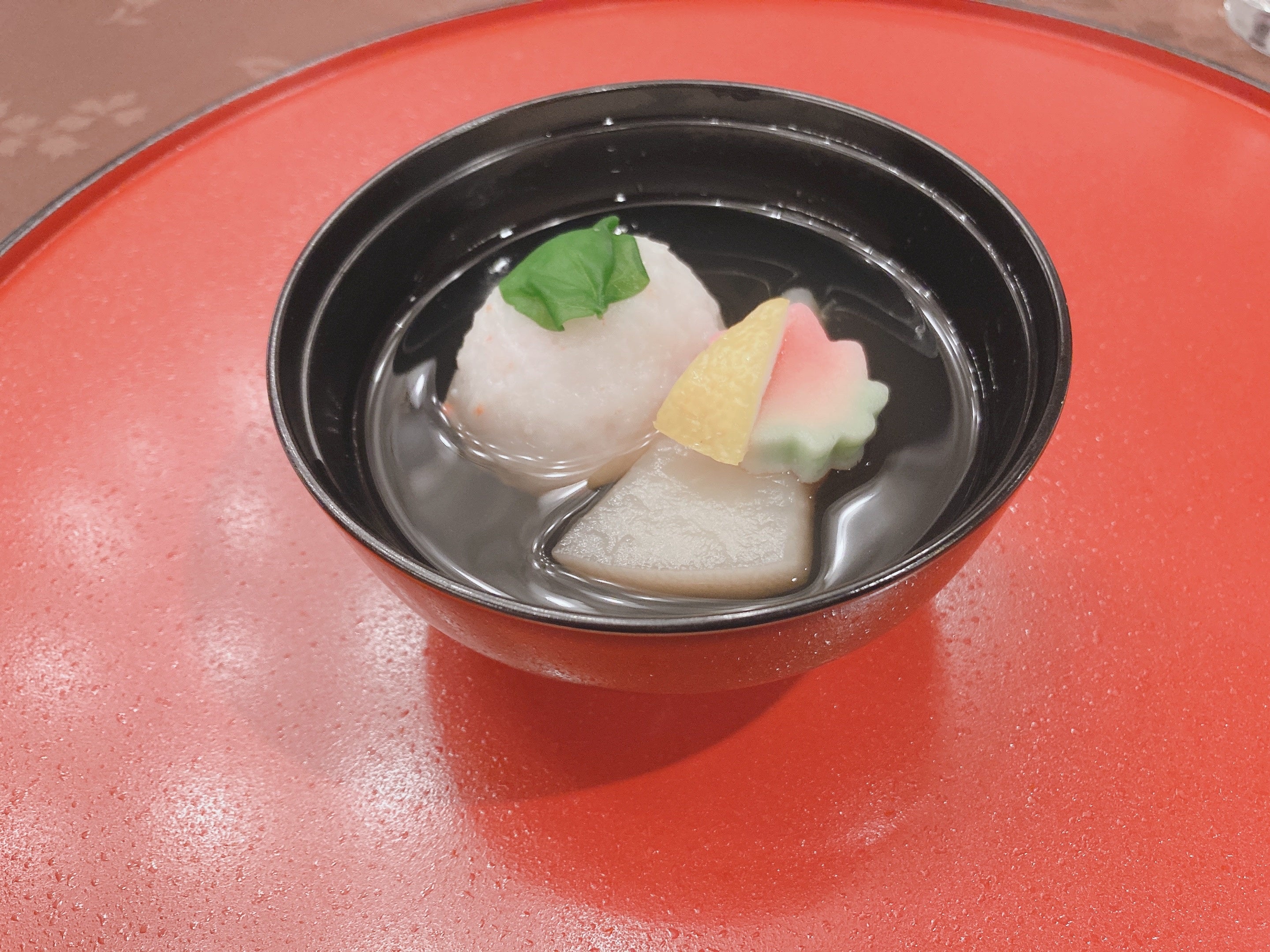 煮物椀　蟹真丈　蕪　紅葉麩　青身　柚子