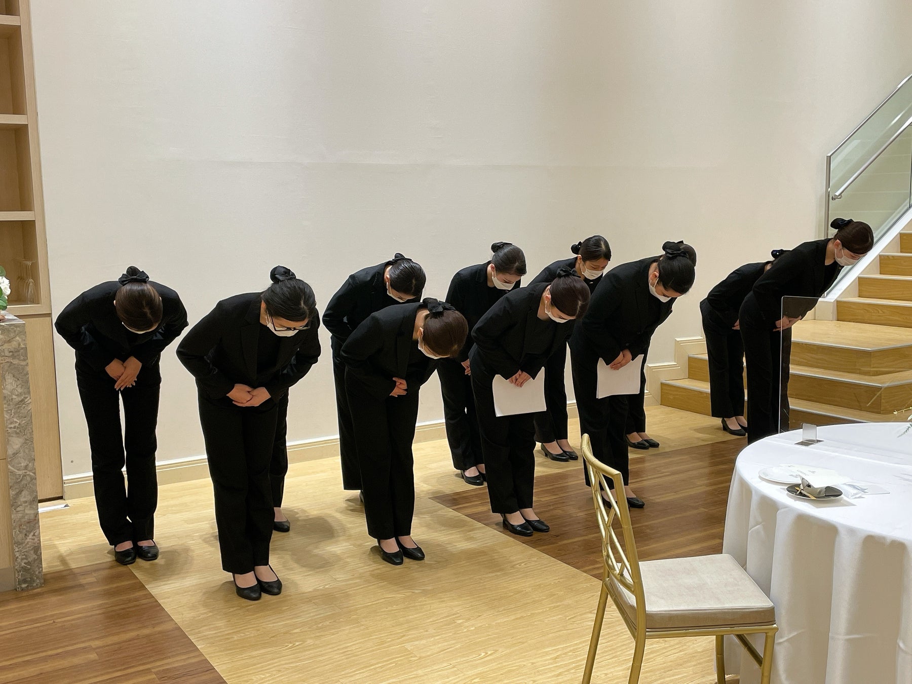 お辞儀の様子