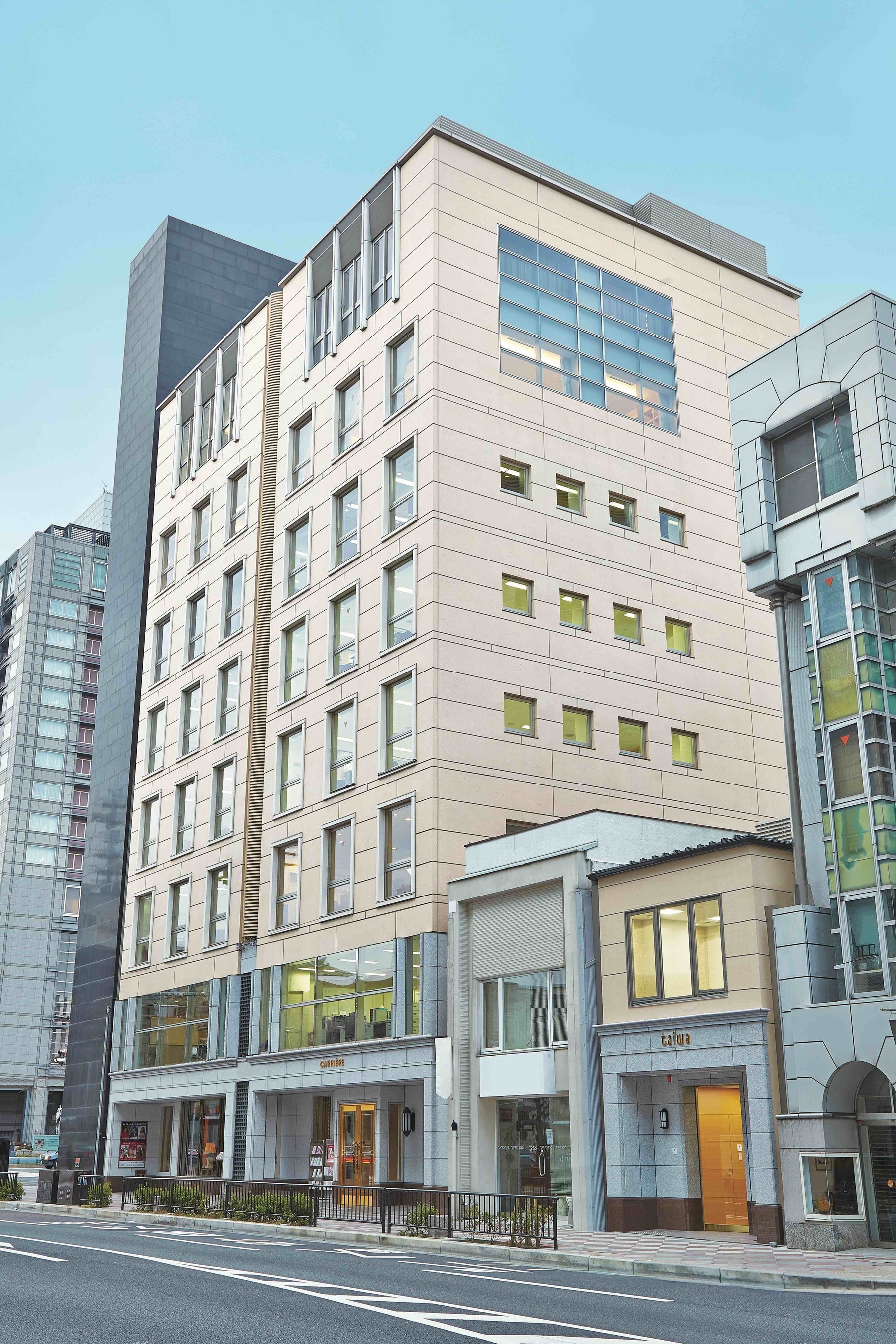 京都の中心にある校舎