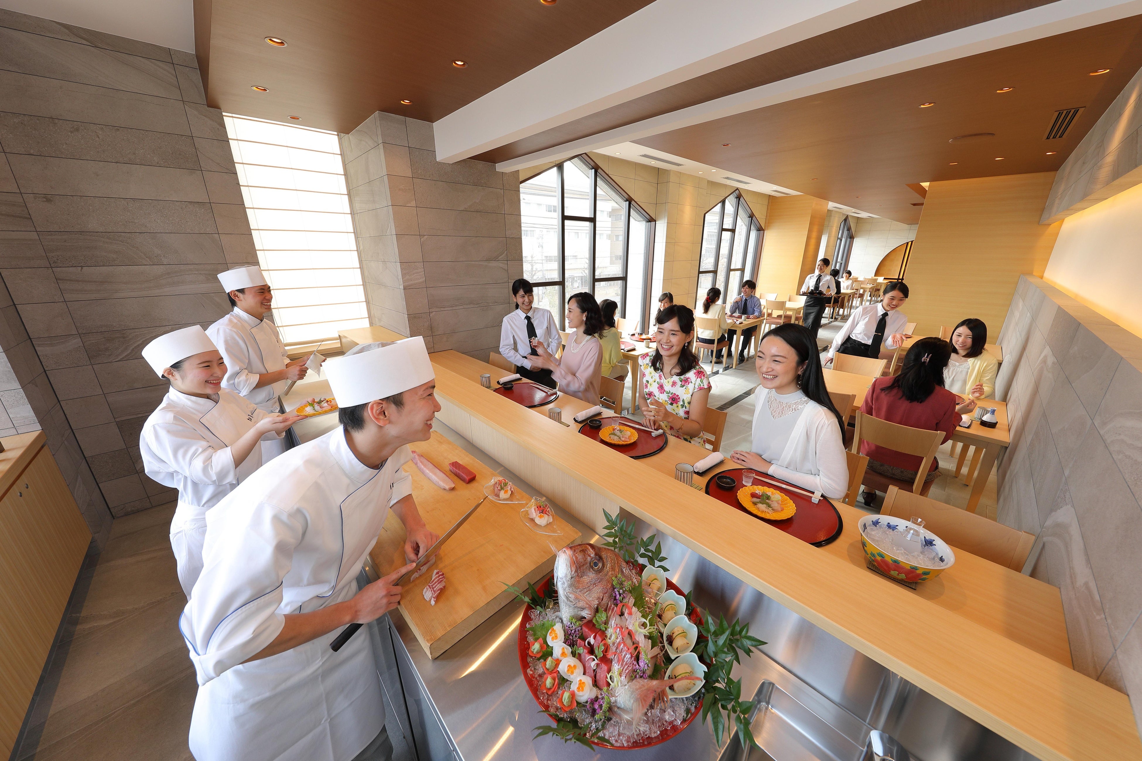 太秦で人気の学生レストラン