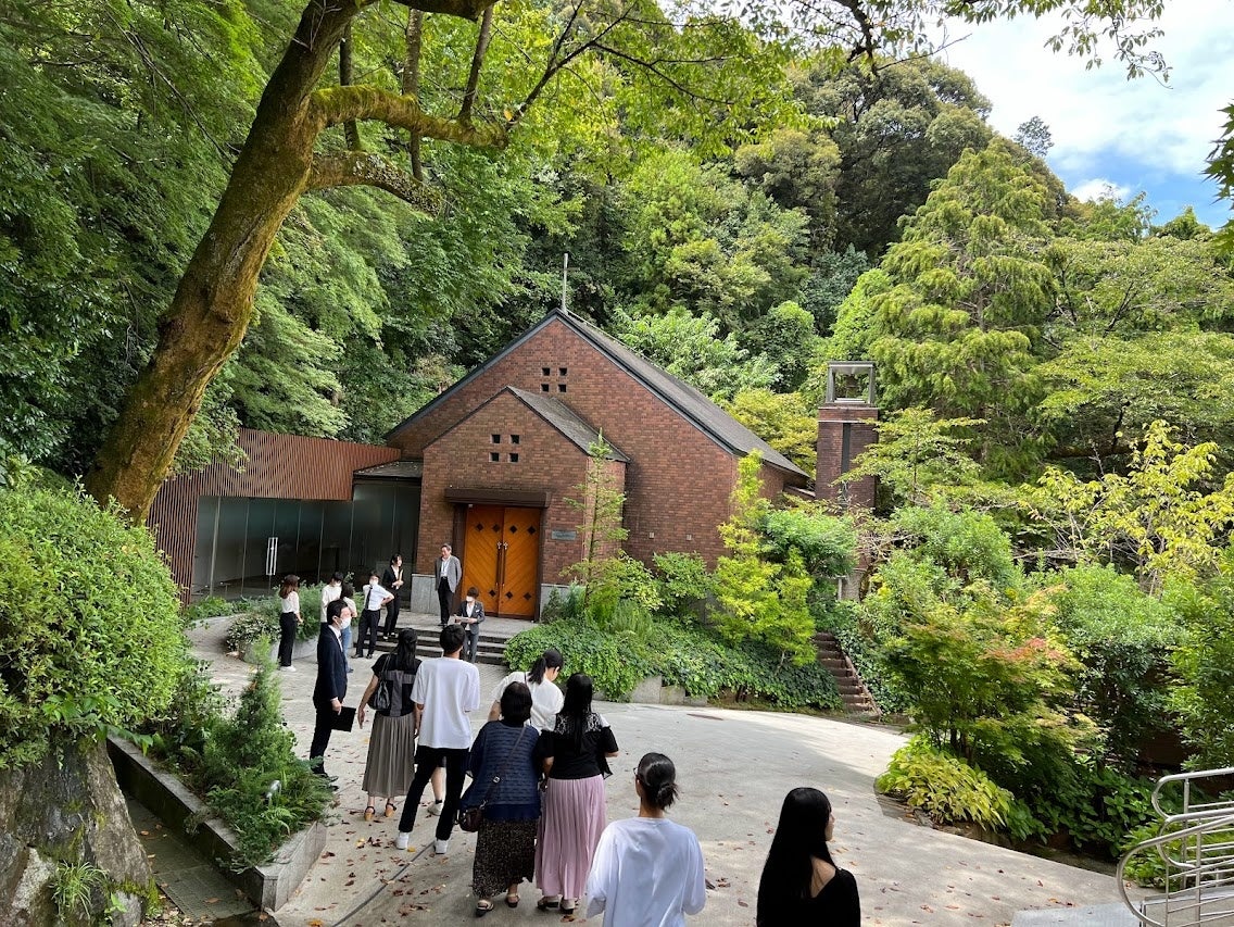 館内見学の様子