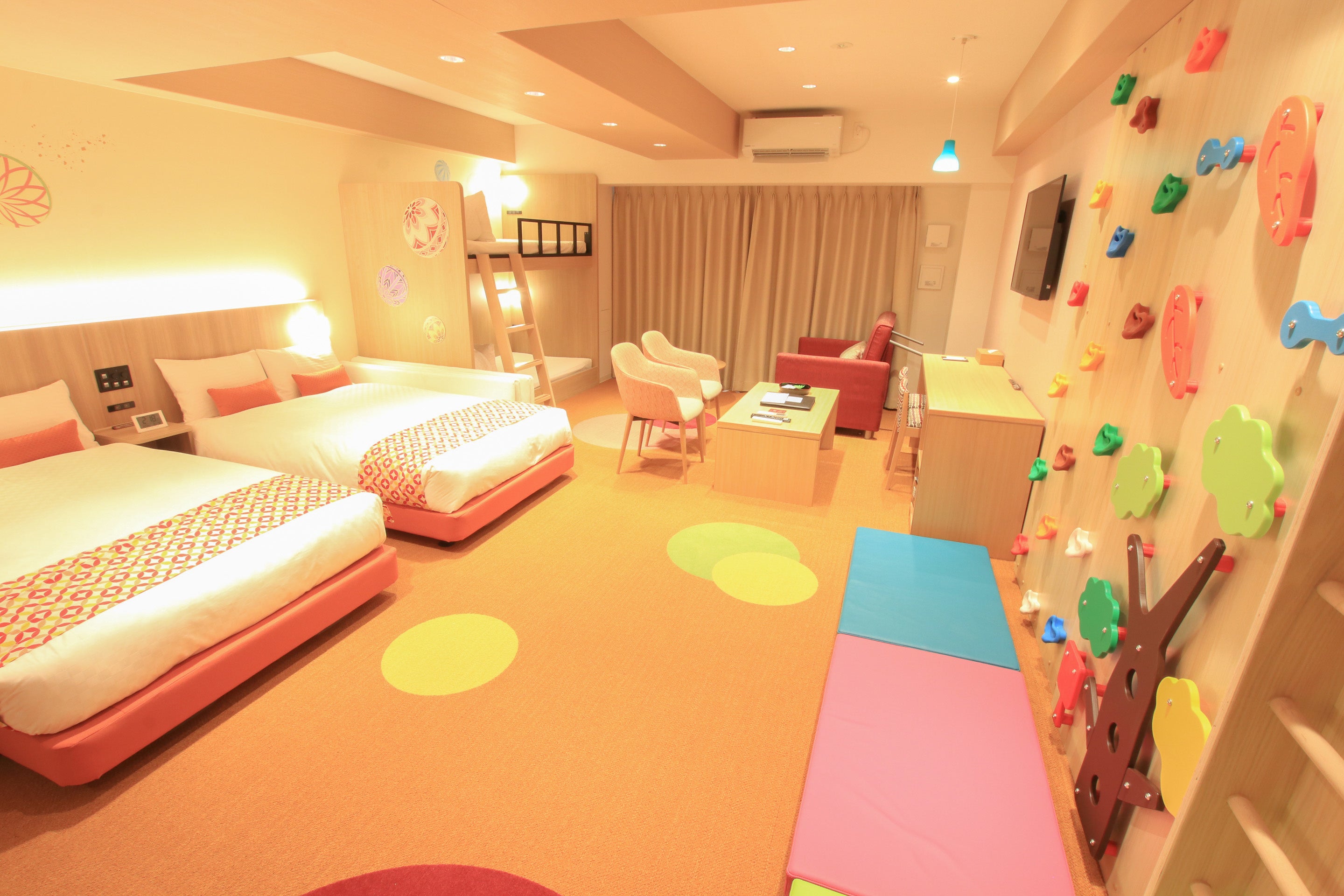 5名定員なので、家族みんなで泊まれます。