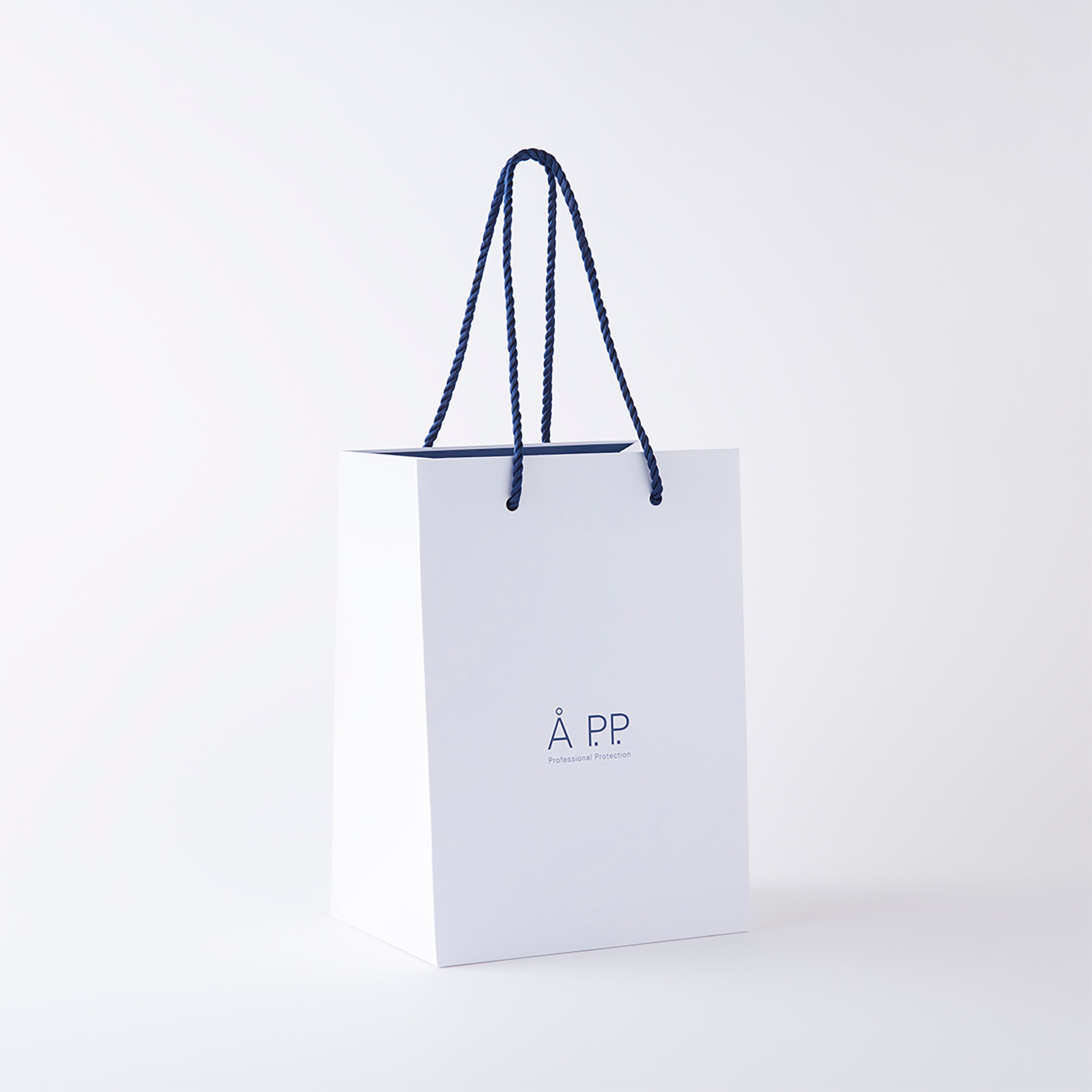 ショッパー付　6,556円（税込）