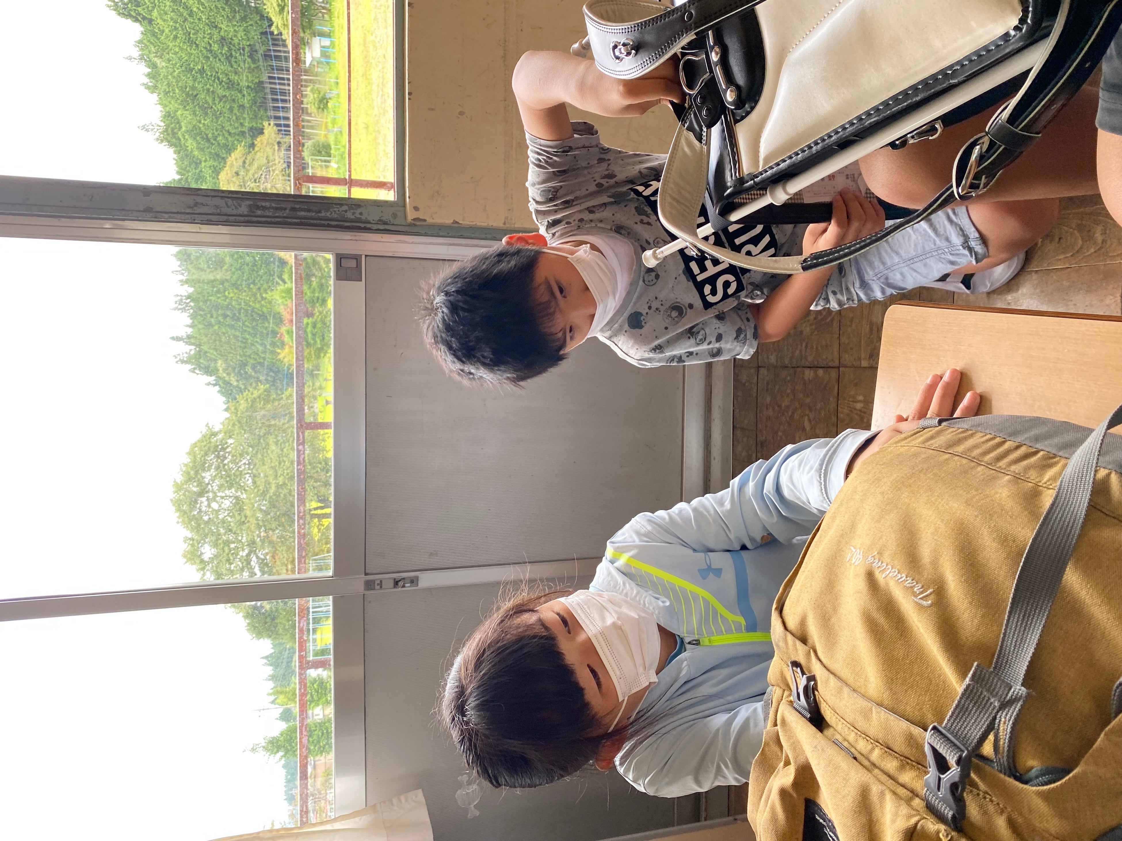 小学生による開発風景