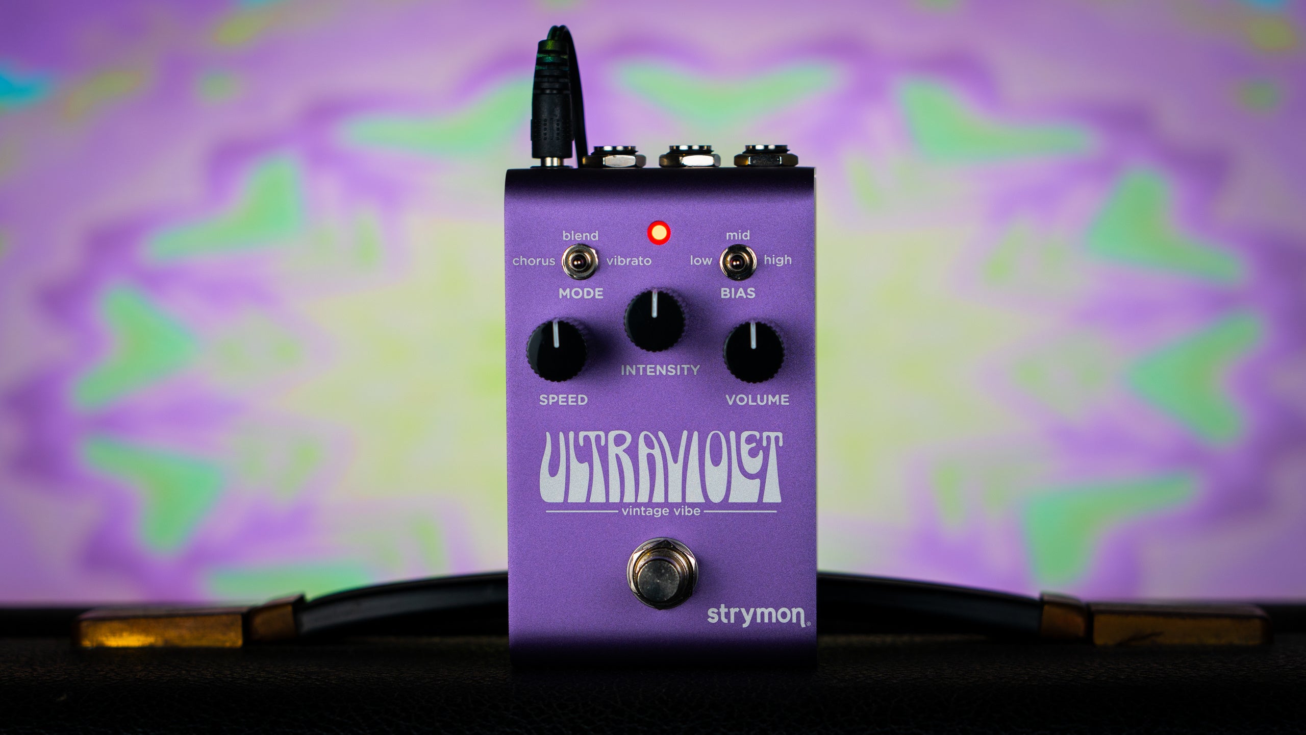【最終値下】【美品】strymon ULTRAVIOLET Univibe strymon | ULTRA VIOLET | ビンテージ・バイブ | 製品情報