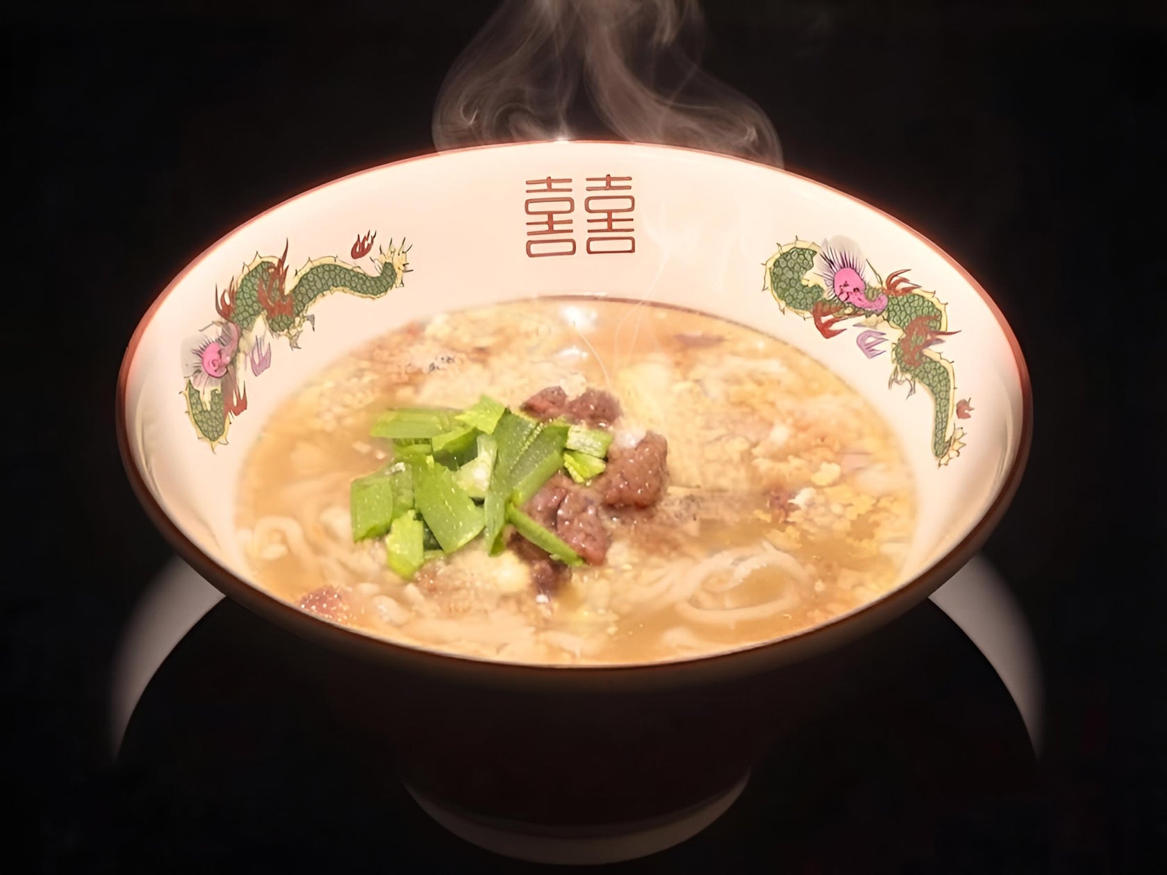 【松屋】お肉を贅沢に楽しむ大満足メニューがレギュラー化!「たっぷり牛皿定食」 発売