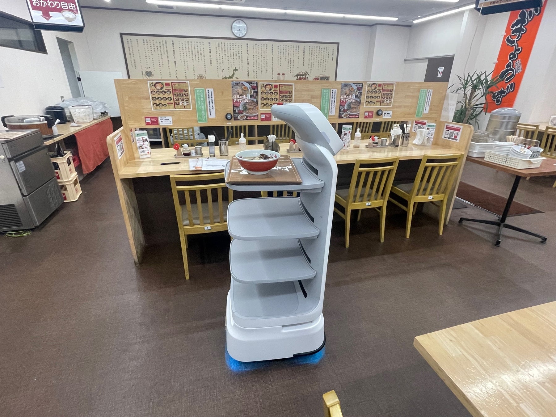 『CADEBOT』実証実験中