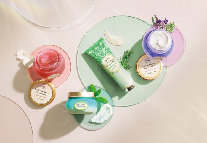 潤いで磨くスクラブ洗顔、日ごと澄みきった肌へ。新世代『フェイス 潤いで磨くスクラブ洗顔、日ごと澄みきった肌へ。新世代『フェイス