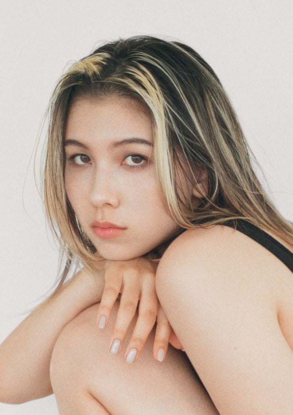 Special Guest モデル 長谷川ミラさん