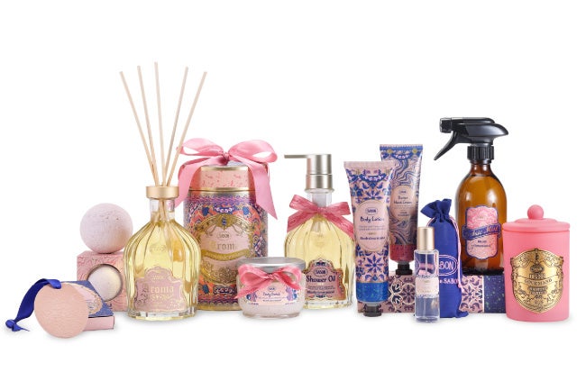 人気シリーズ【新品】未使用品SABON サボン　ローズ限定ボックス SABON White Day Gift 大切なパートナーへ、心を込めて贈る特別