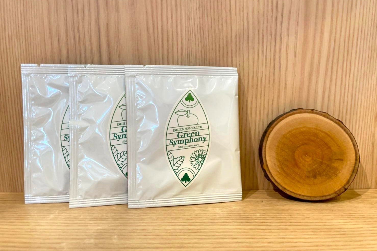 石井造園　コースター1点と紅茶3点セット、1,000円（税込）