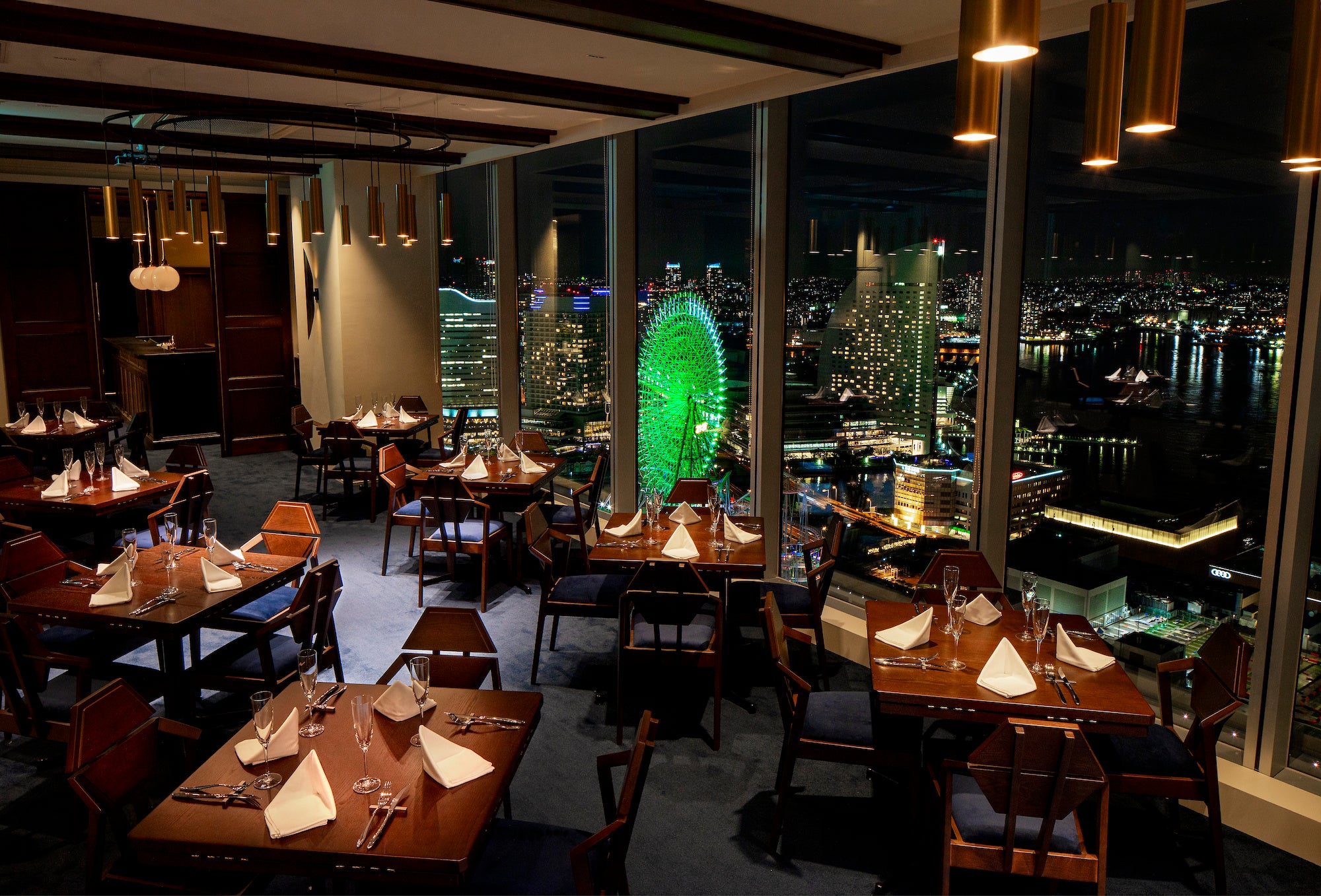 みなとみらいの夜景を一望 ヴィーガンクリスマスディナーコースの予約を開始 Kitchen Mane 株式会社innovation Designのプレスリリース
