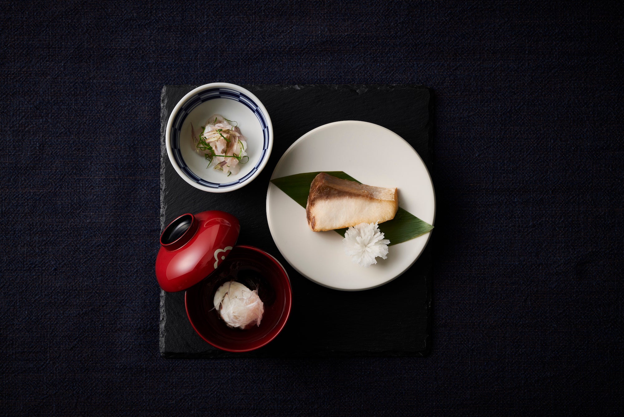 カレイの山葵和え、はまち塩焼き、花巻小鯛の吸い物