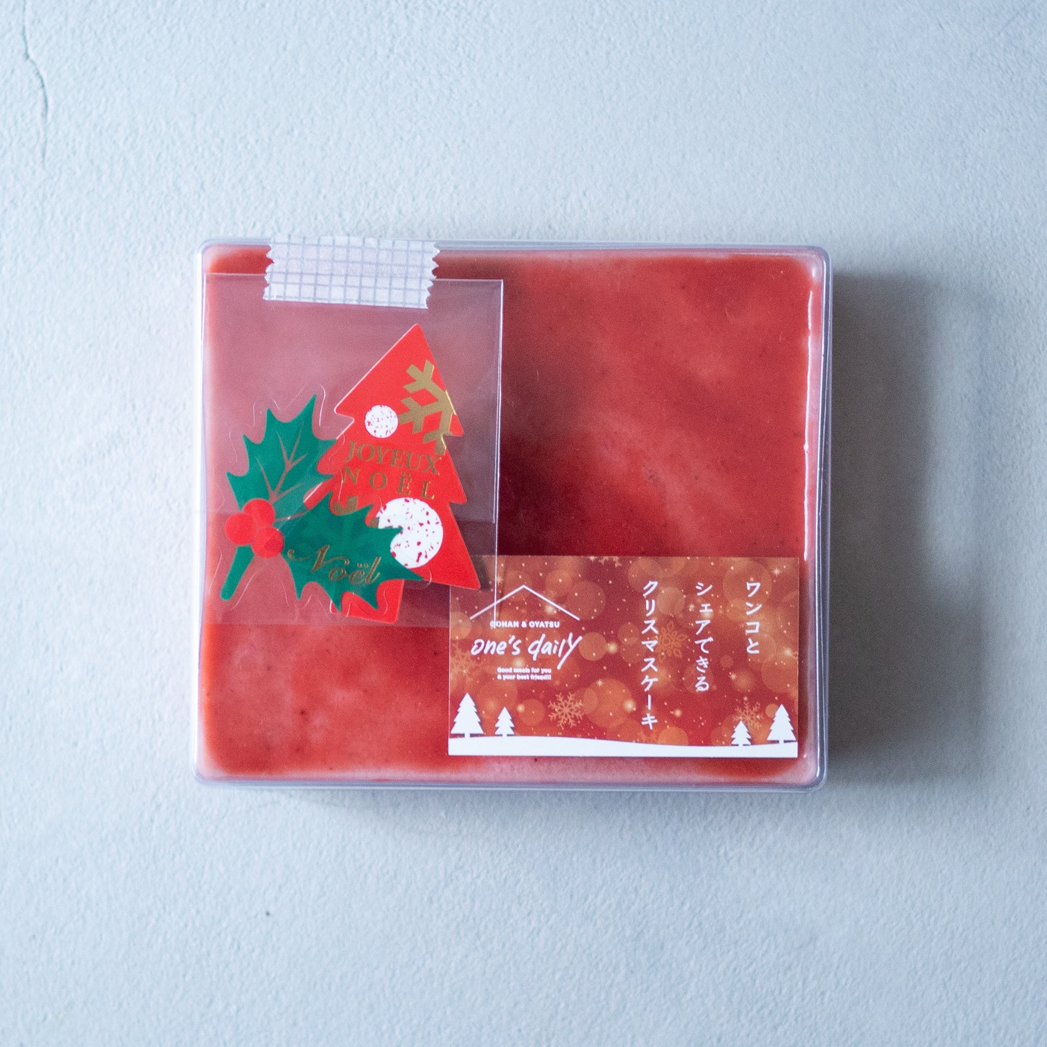 贅沢いちごのムースケーキ