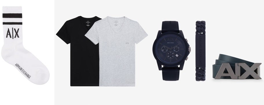 左からsocks 3,520円 pack Tshirts 8,580円　watch 23,100円　belt 10,010円