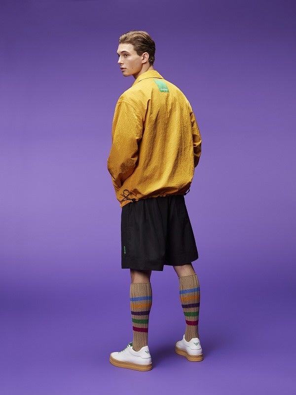 リバーシブルブルゾン113,300円 バミューダ47,300円 ソックス8,580円 スニーカー41,800円