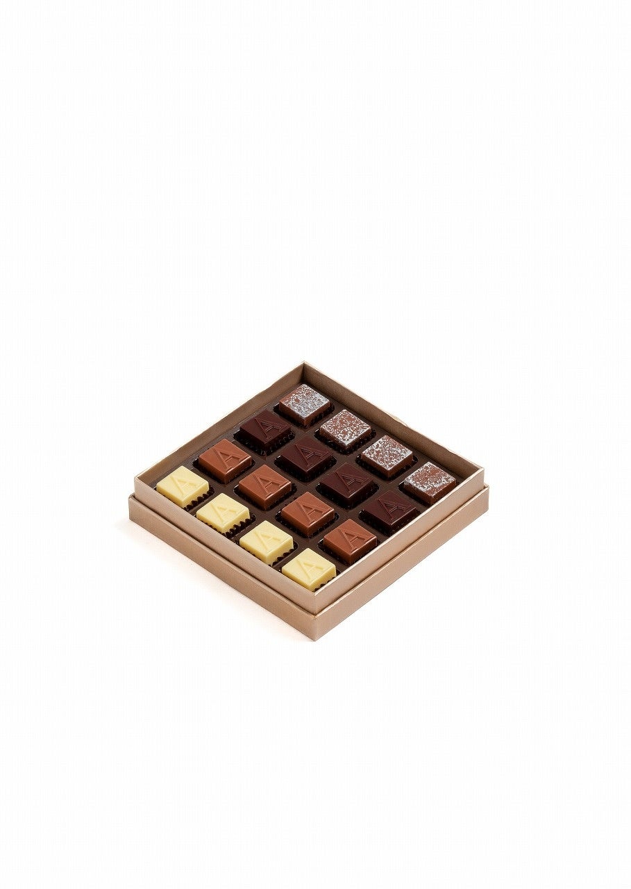  ※一部プラリネキューブのデザインが変更となる場合がございます※