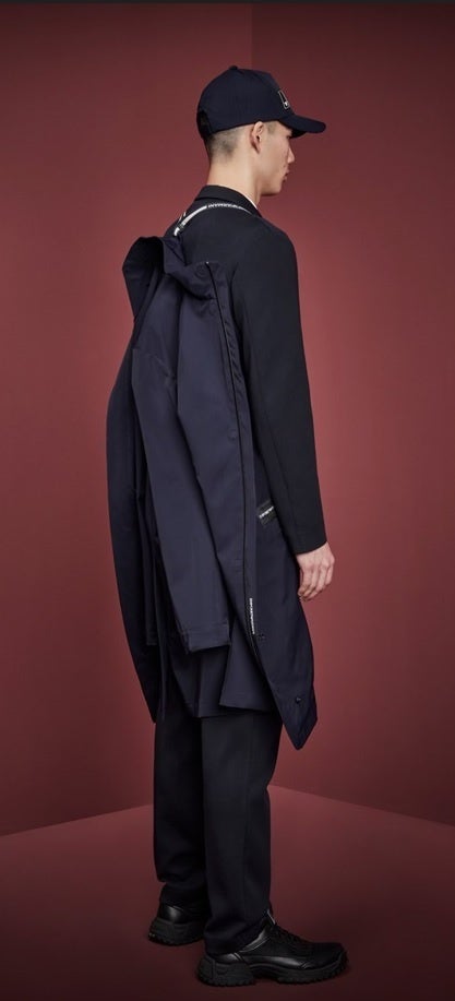 コート129,800円（税込み）