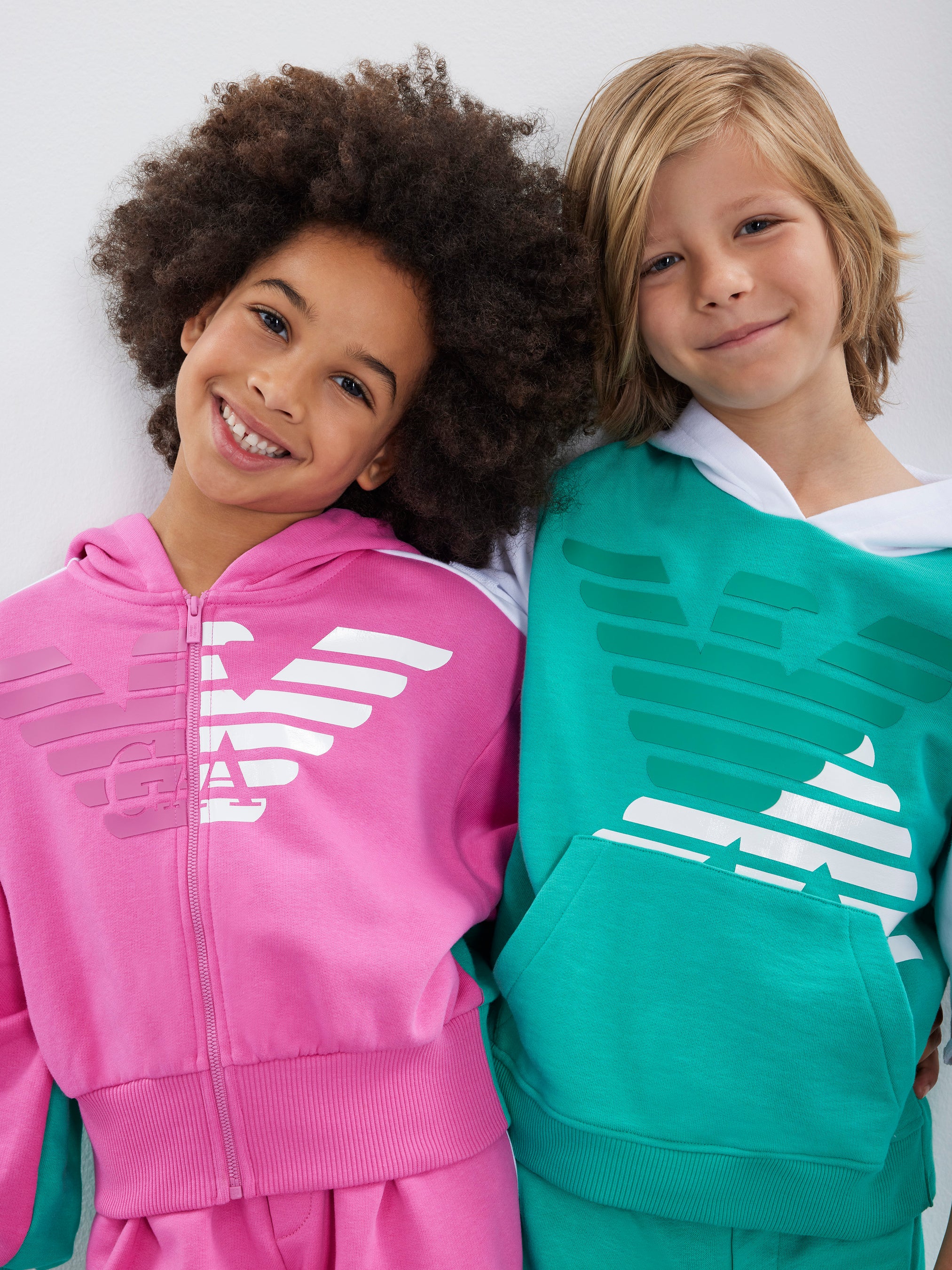 左フーディ29,700円