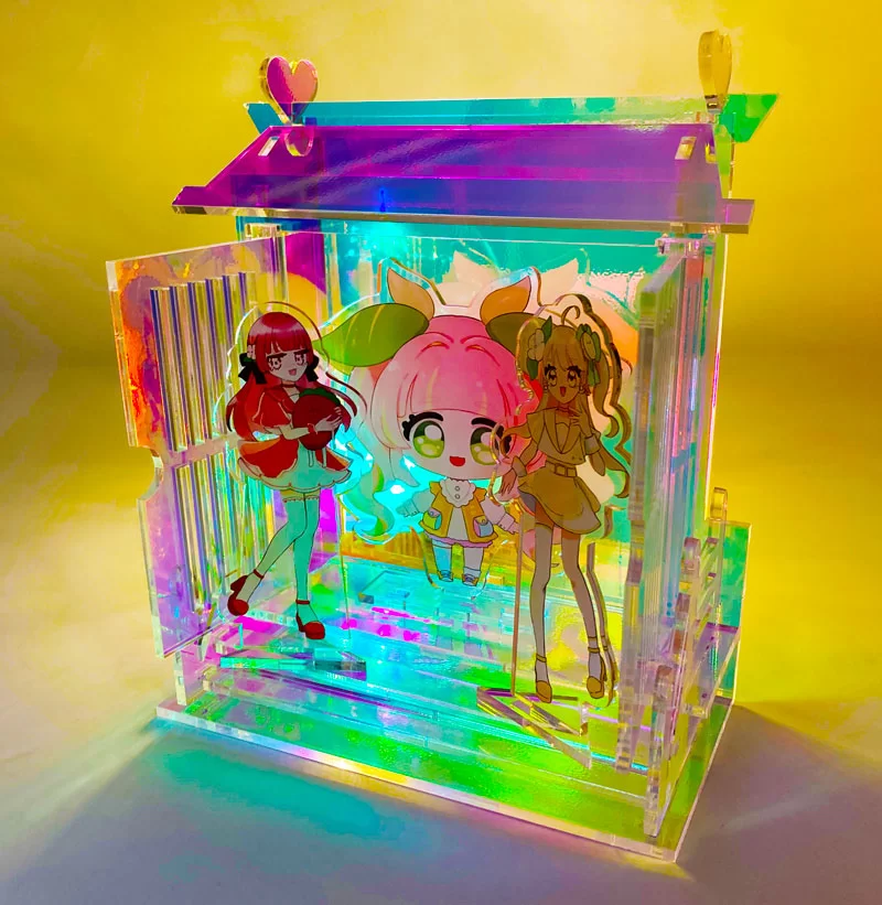 愛する推しを祀る「扉付きアクリル神棚」本日（2023年7月25日）販売