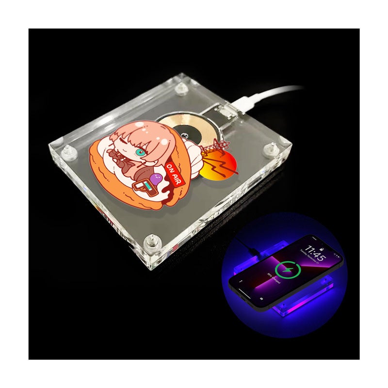 新品最安値】バズ・ライトイヤーLEDライトフィギュア コード充電